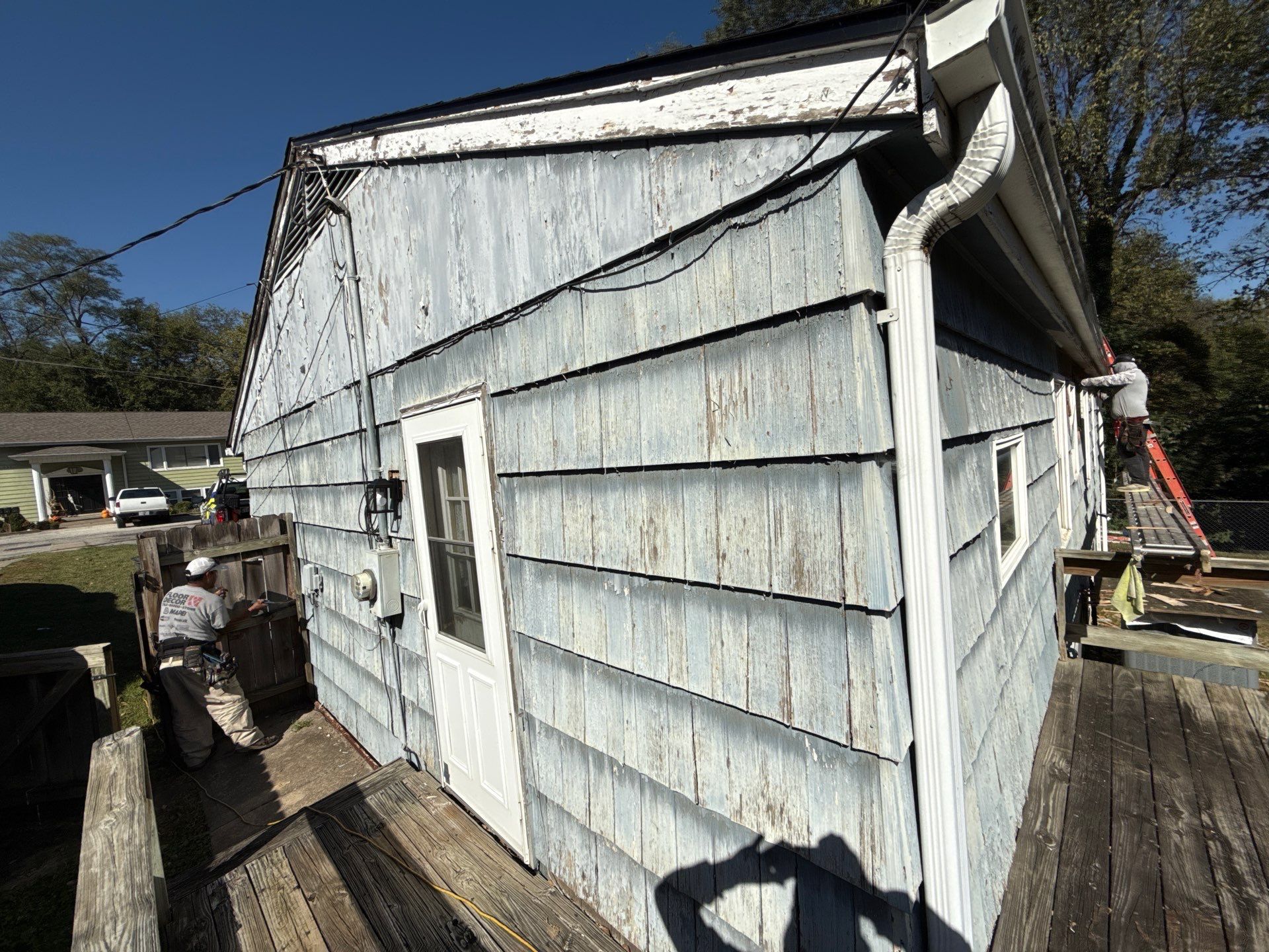 Feeling Blue in Weston Mo - Time for a Makeover  by EEC  Windows, Siding & Roofing 