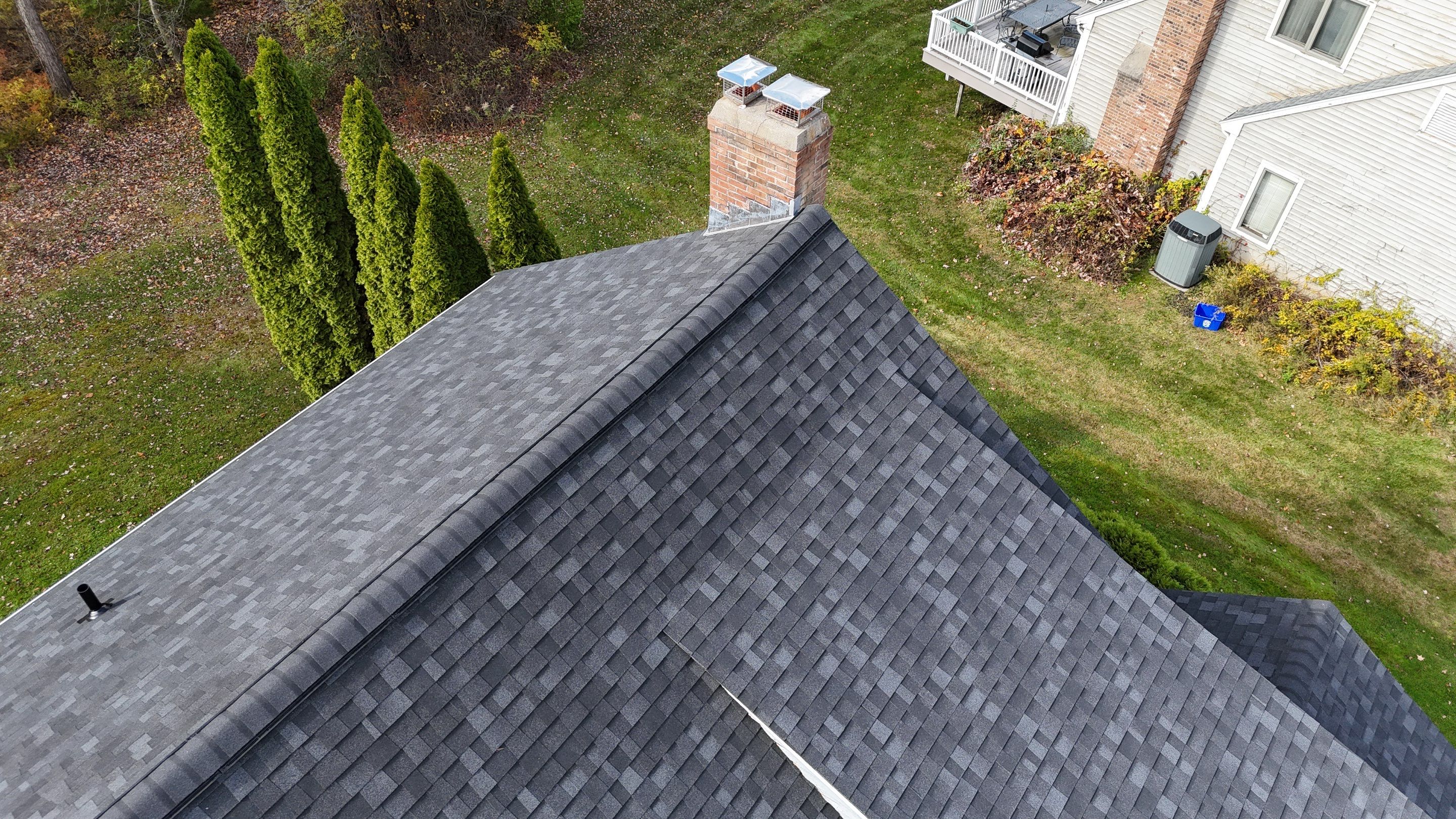 Owens Corning Duration: Onyx Black in Farmington, Connecticut by Golden Shield Roofing