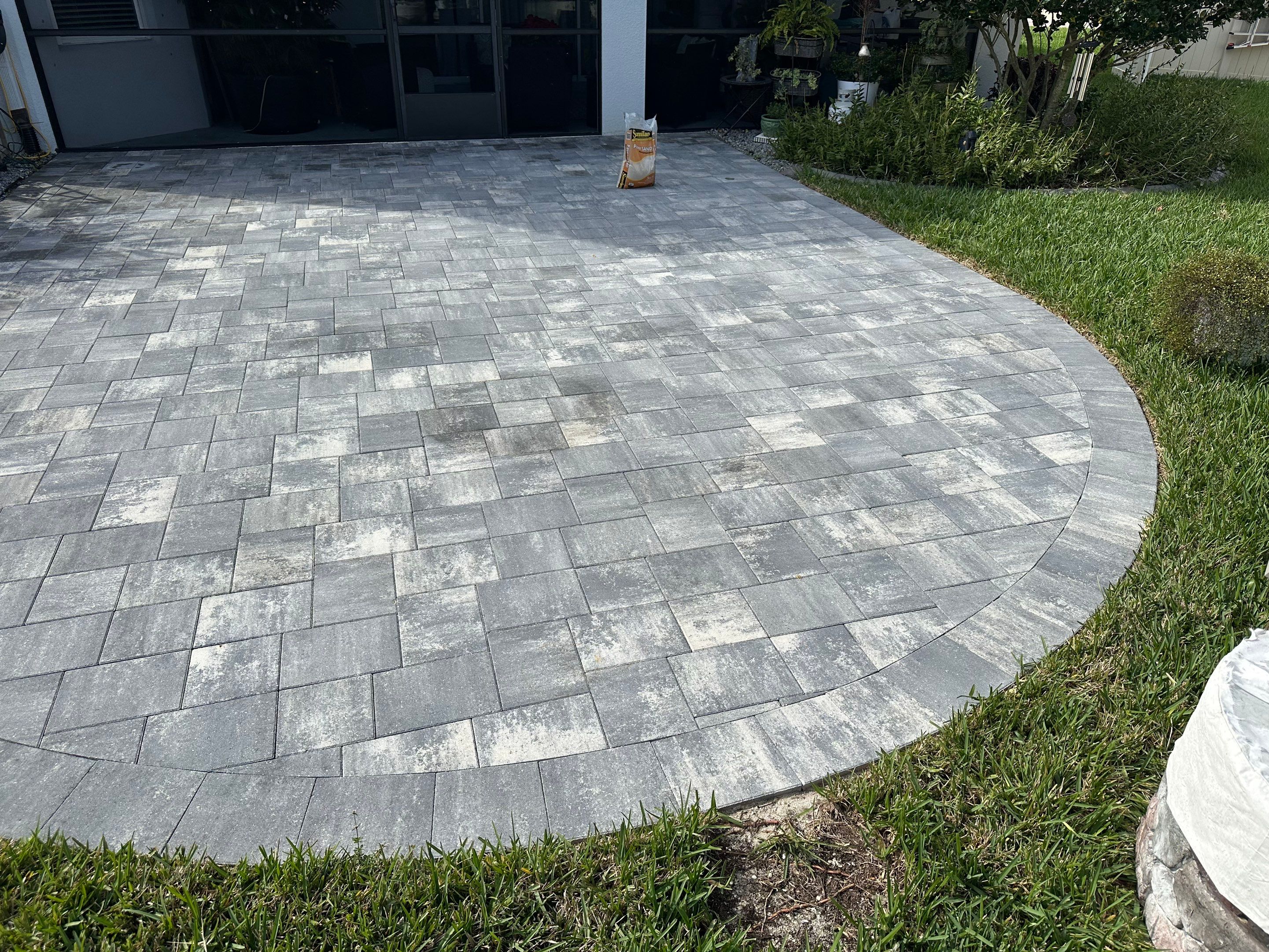 Roof Cleaning, Driveway Cleaning & Paver Patio Cleaning in Willow Palms Estates, Palmetto, FL | Sunshine AquaWash by Sunshine AquaWash