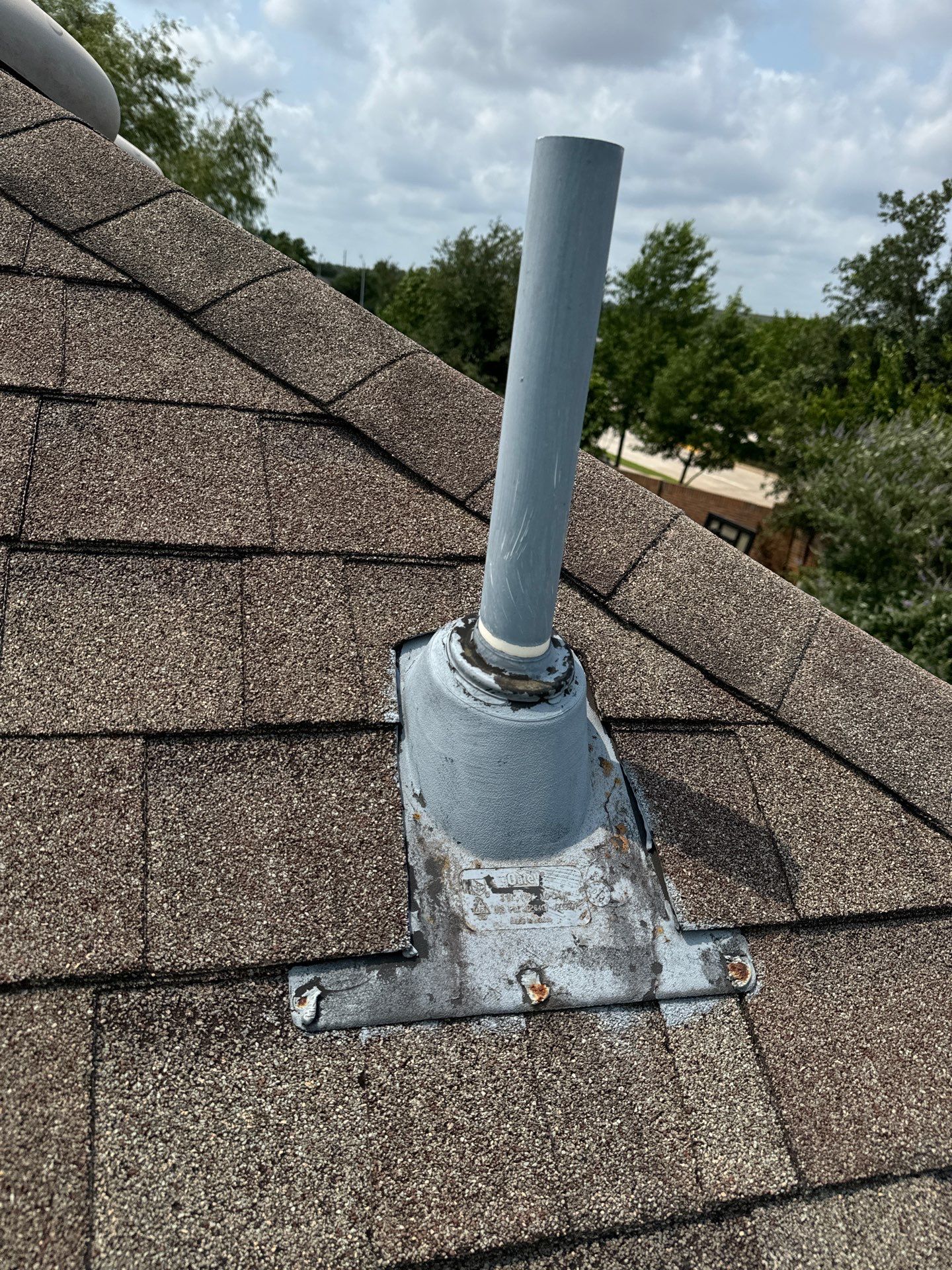 Hail Damage using Owen's Corning Duration (Lifetime) Shingles by Roof Repair Company