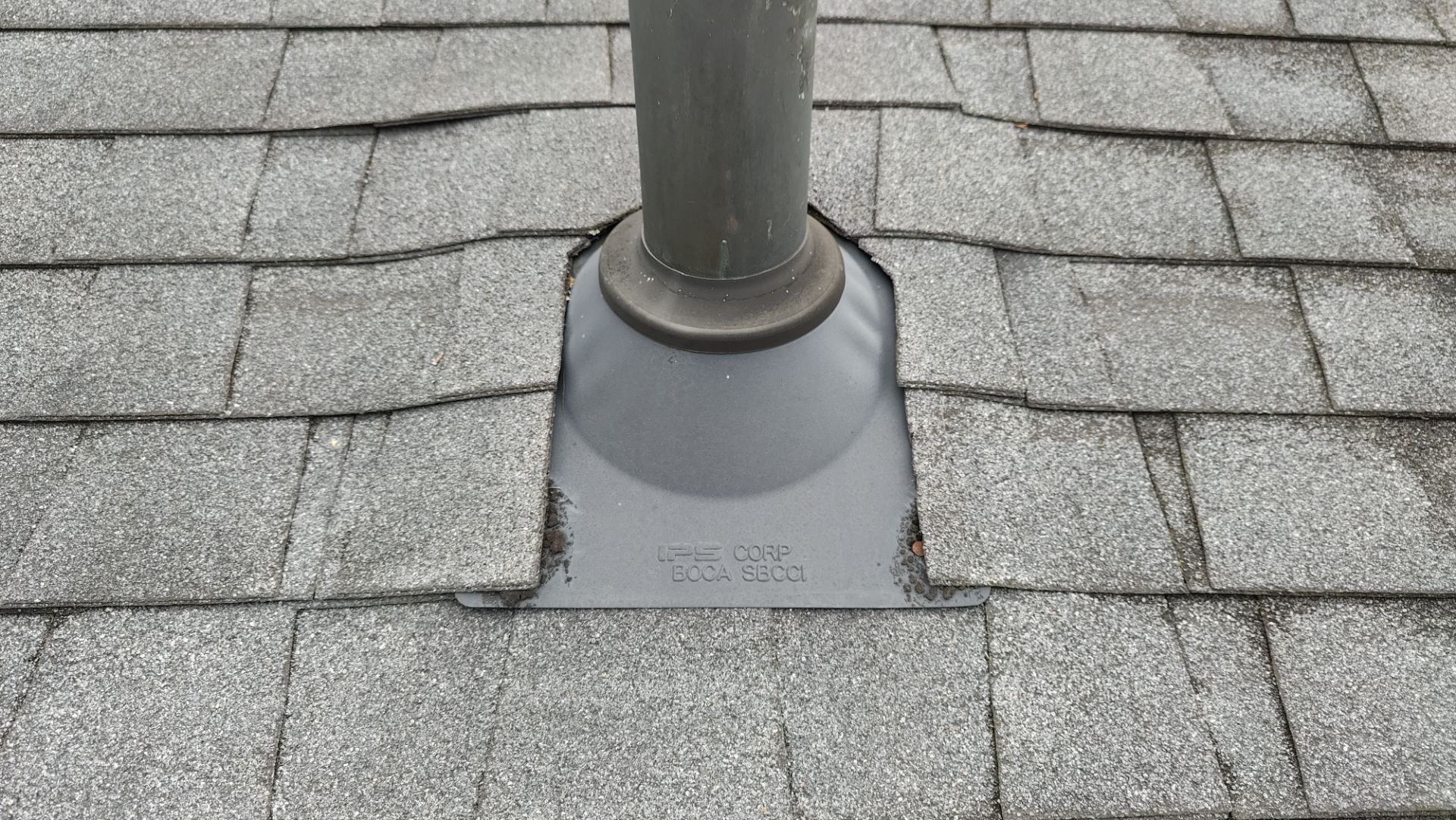 Roof Replacement using Owens Corning Onyx Black by 180 Contractors