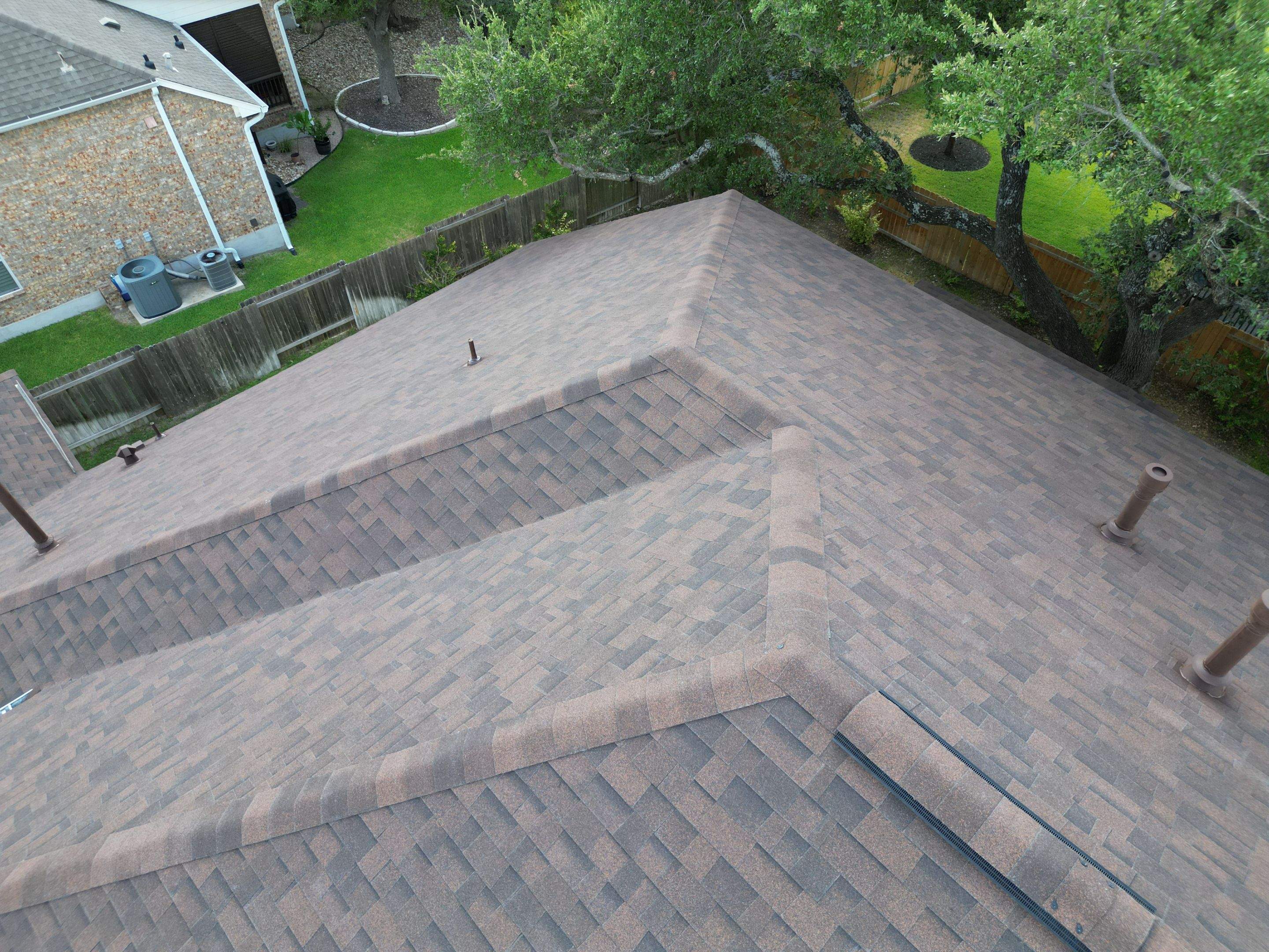 Antique Brown - Malarkey Highlander by RoofsOnly.com