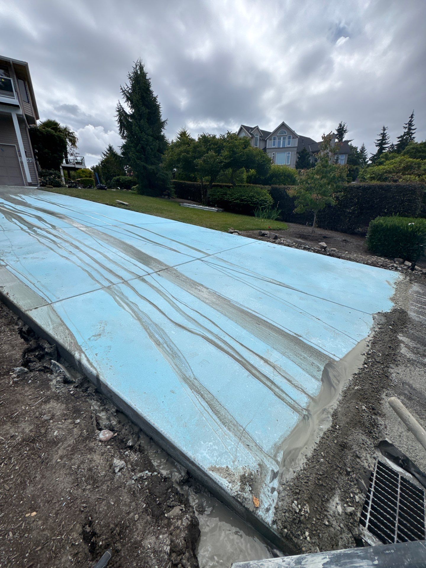Concrete Driveway Repair | Edmonds  by Jireh Asphalt & Concrete Inc 