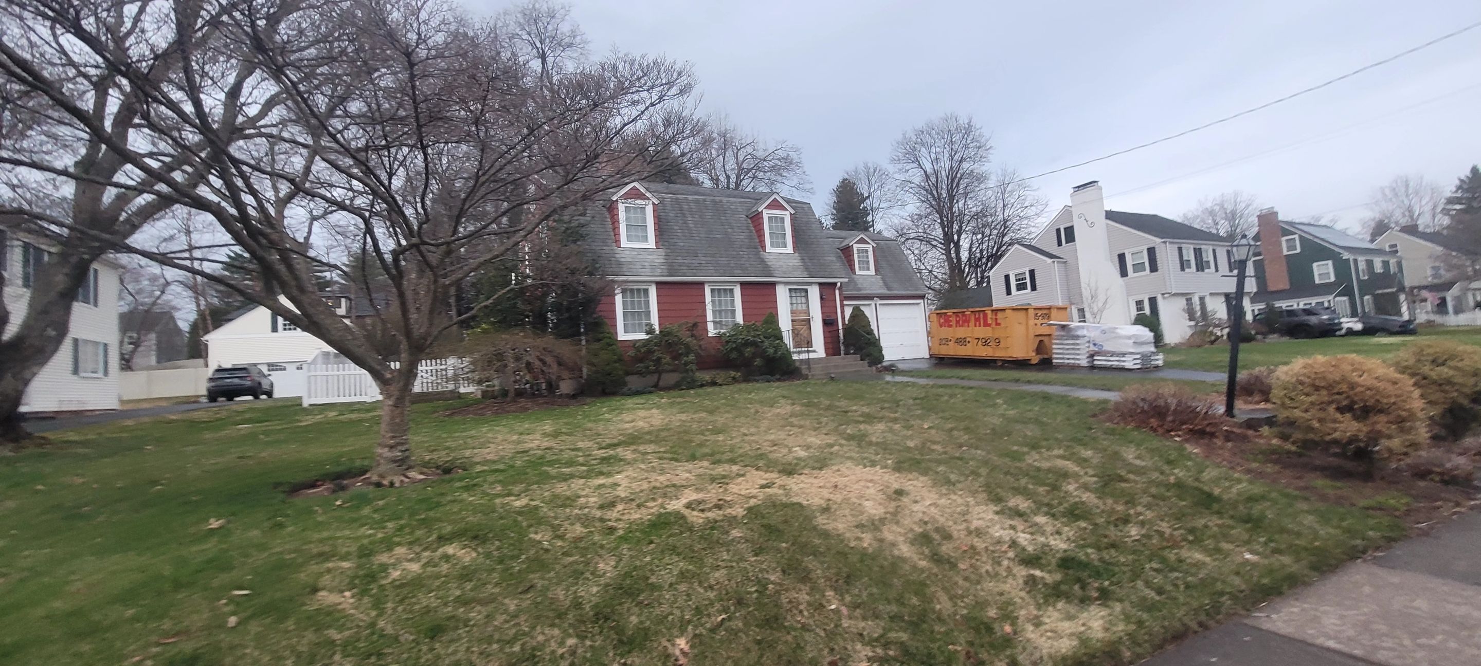 Show stopping shingles professionally and efficiently installed by DiGiorgi Roofing & Siding INC by DiGiorgi Roofing and Siding Inc