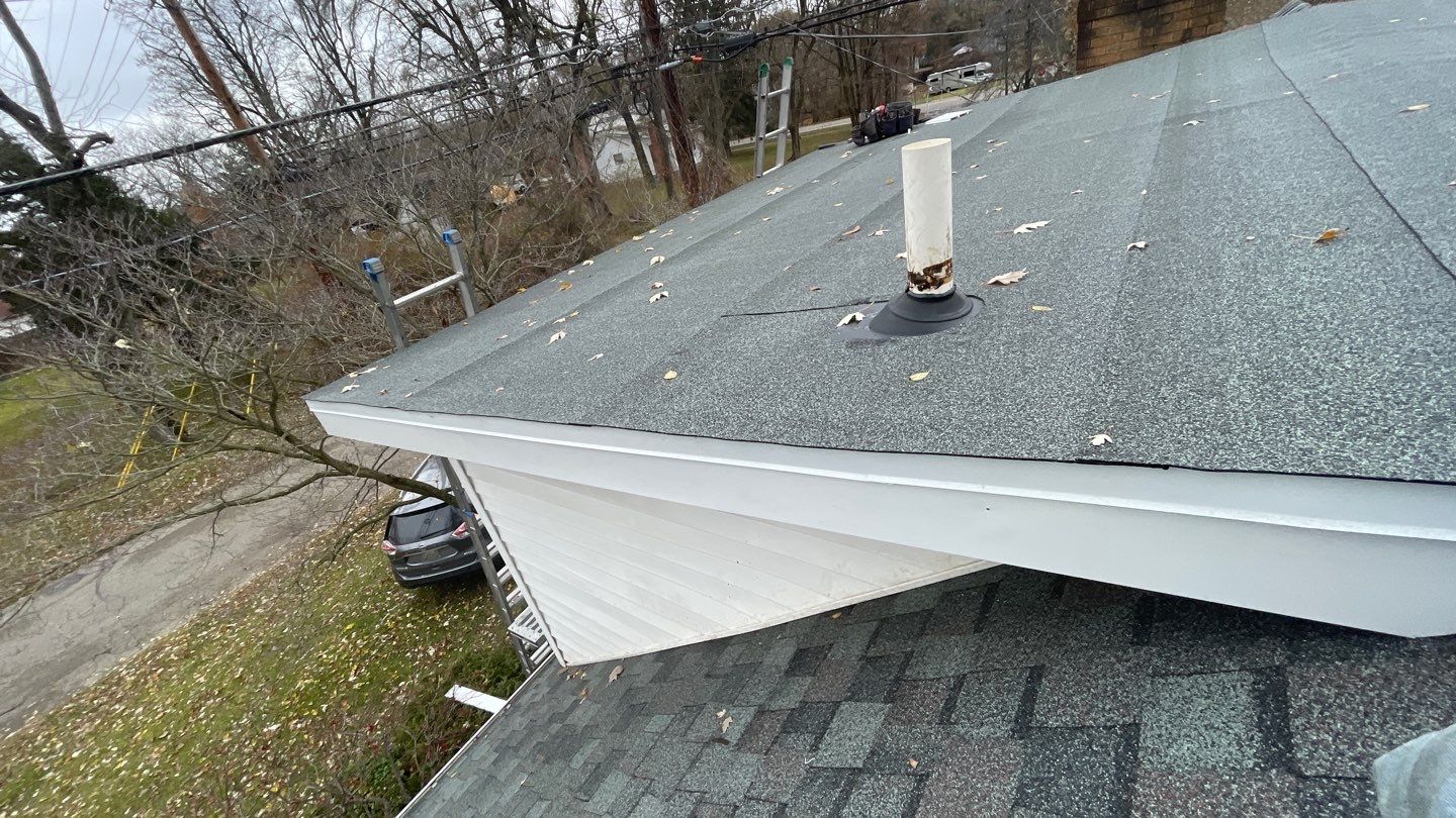 Roof Replacement using CertainTeed Landmark by 180 Contractors