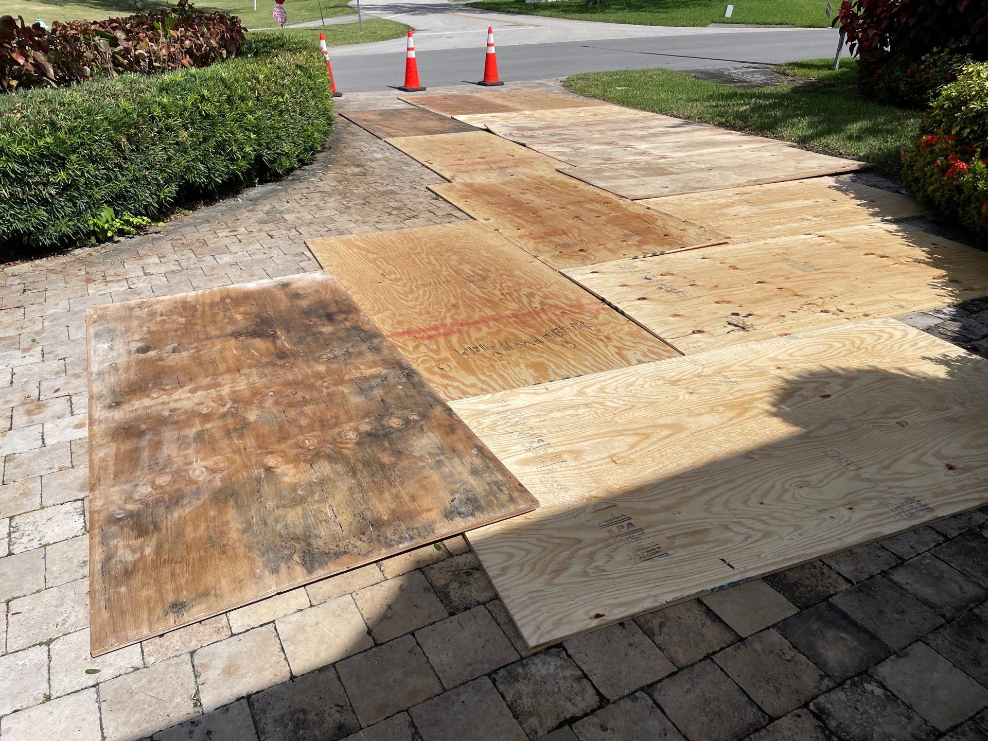 Amazing TPO flat deck re-roof with Eagle mansard in Hollywood Florida.  by First Due Roofing