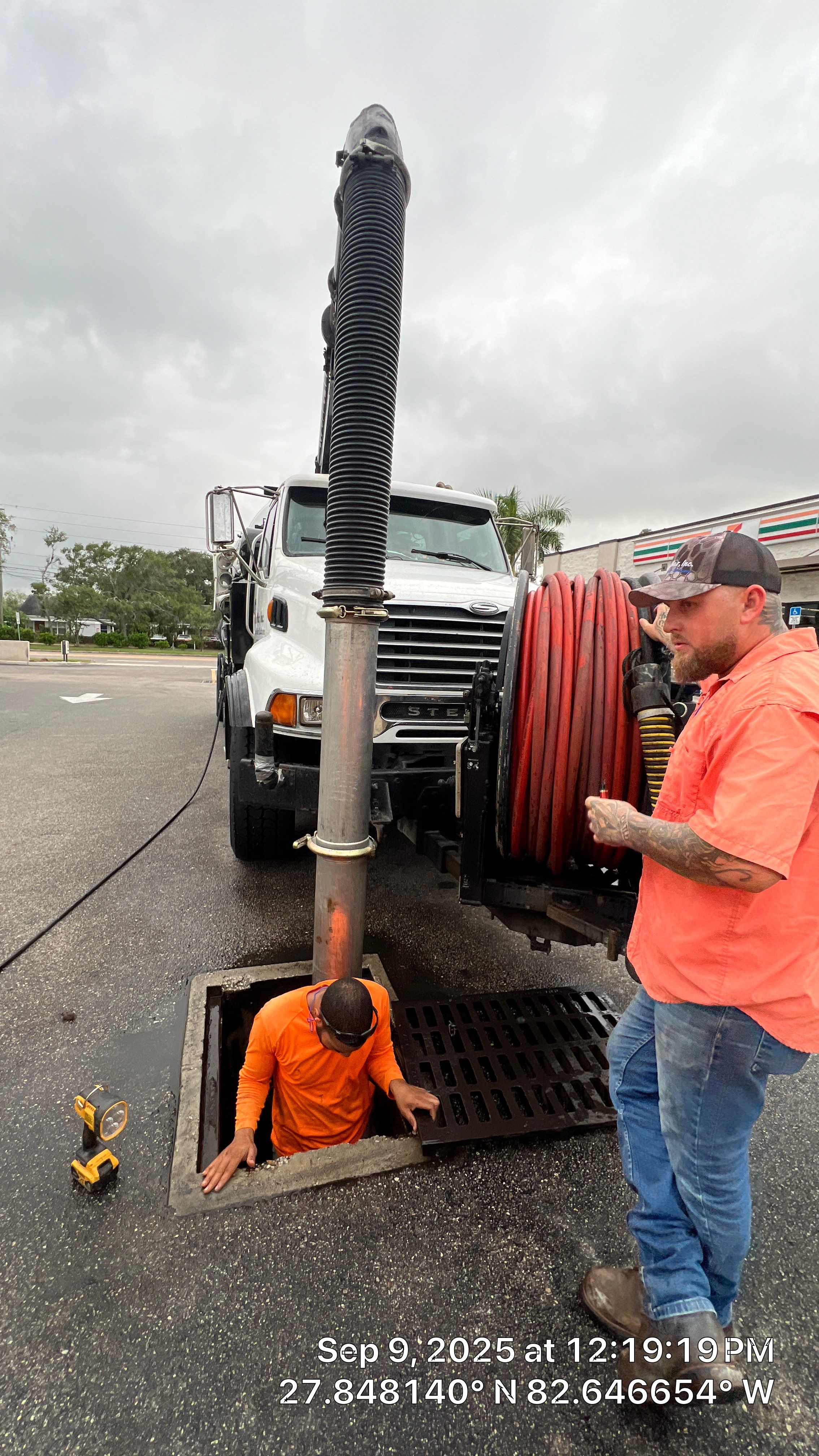 St. Petersburg 7-Eleven Stormwater System Cleaning by Don Mar, Inc. Storm Water Solutions