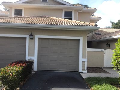 K-Style Seamless Gutter Installation using 7 inch seamless gutters in Naples