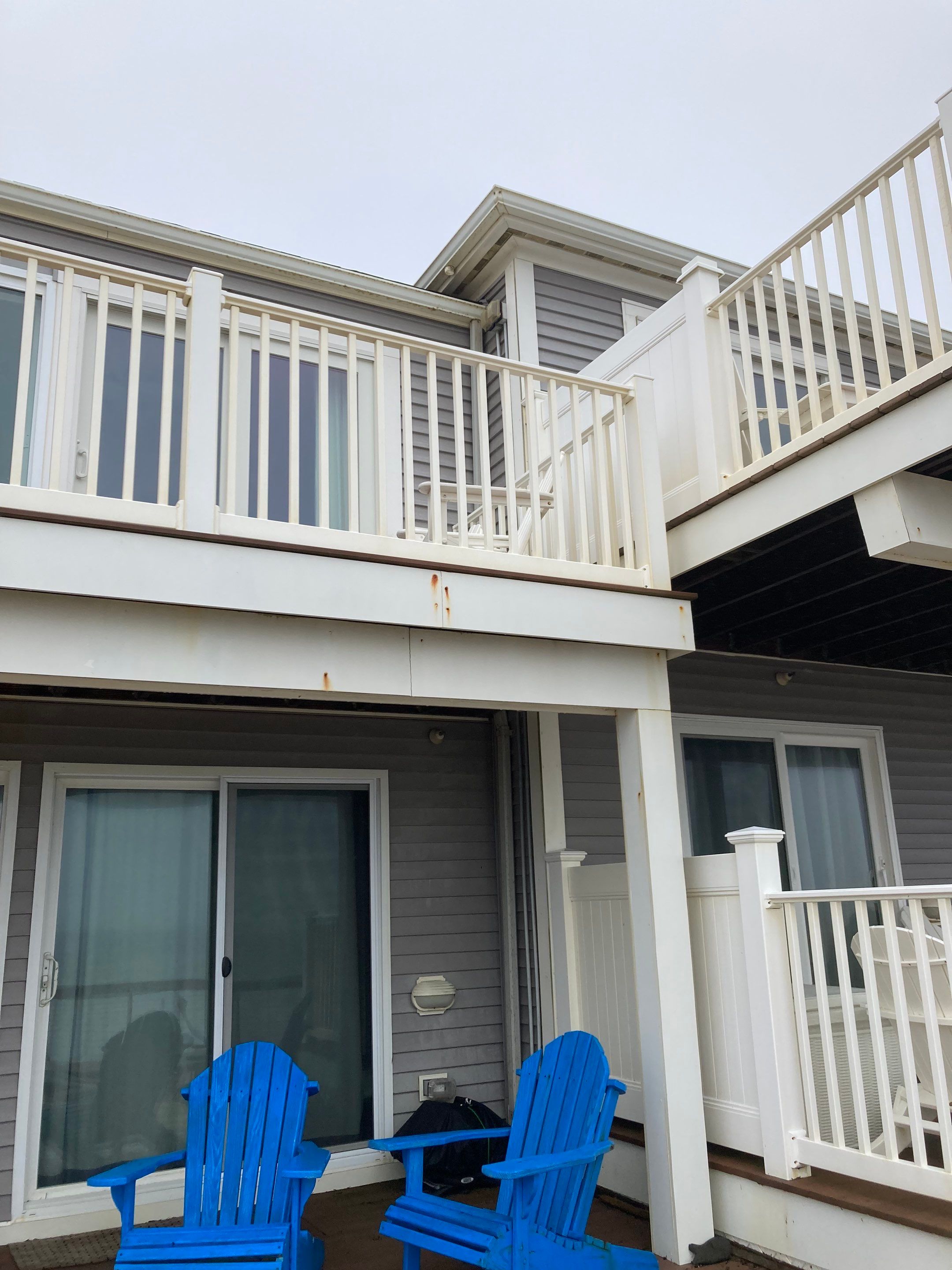 Gutter Installation using 6" K-Style Aluminum Gutter on the Seaside Inn in Truro, MA by Gutter Pro Enterprises