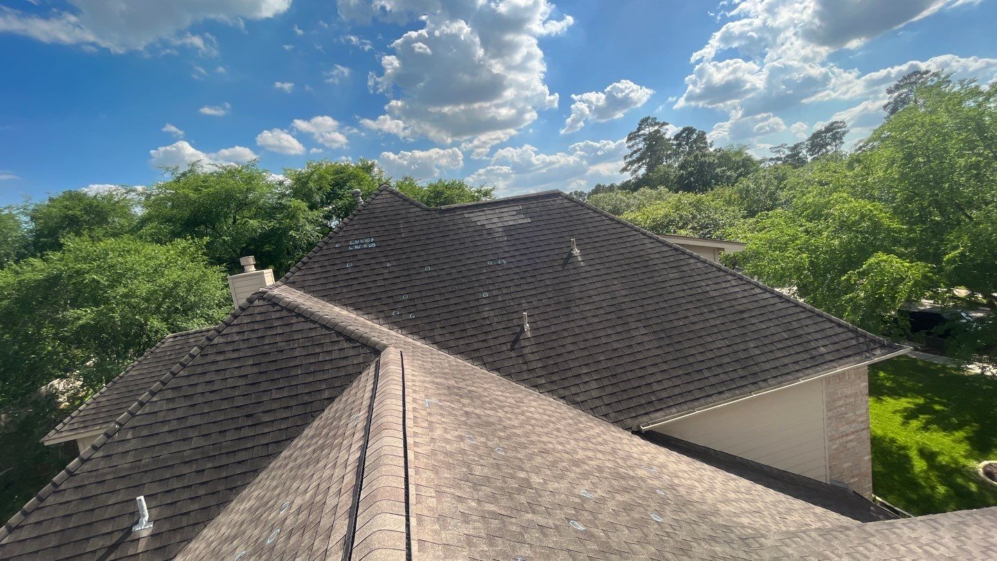 Residential Roofing Installation using Owen's Corning Duration by Roof Concepts Construction