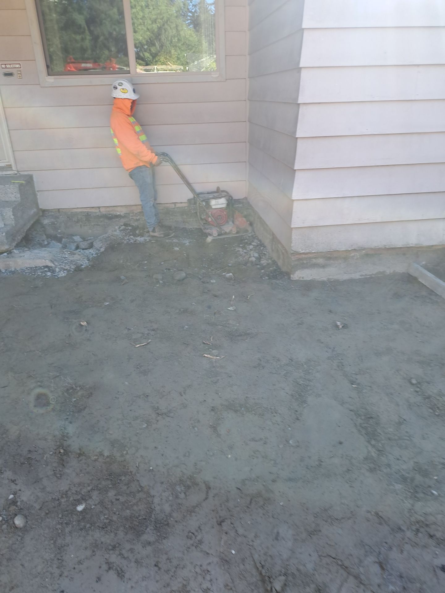 Modern Entry Fence by Jireh Asphalt & Concrete Inc 