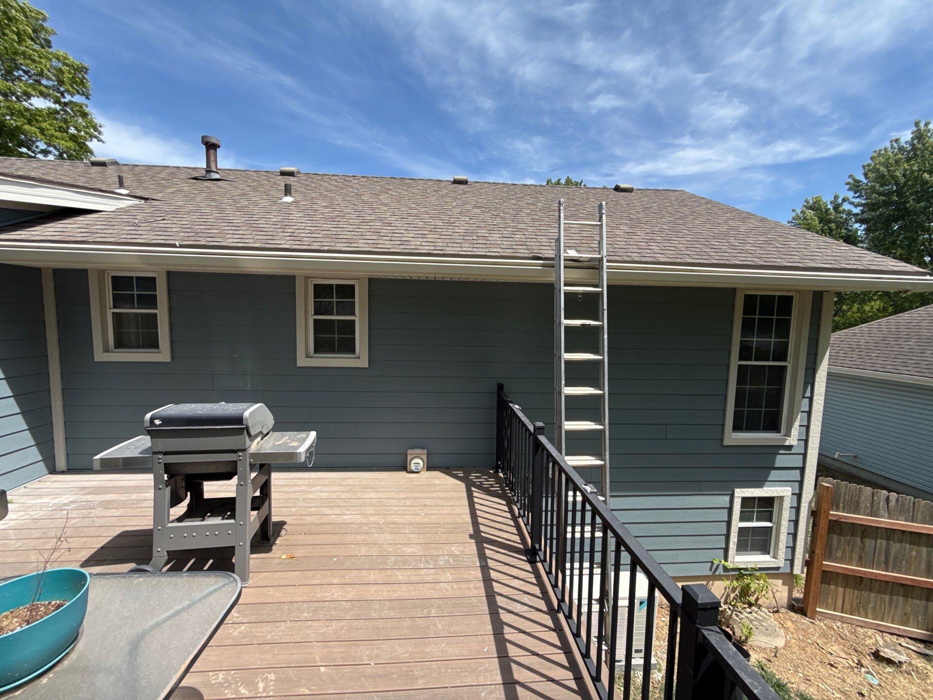 James Hardie in Kansas City Mo  by EEC  Windows, Siding & Roofing 
