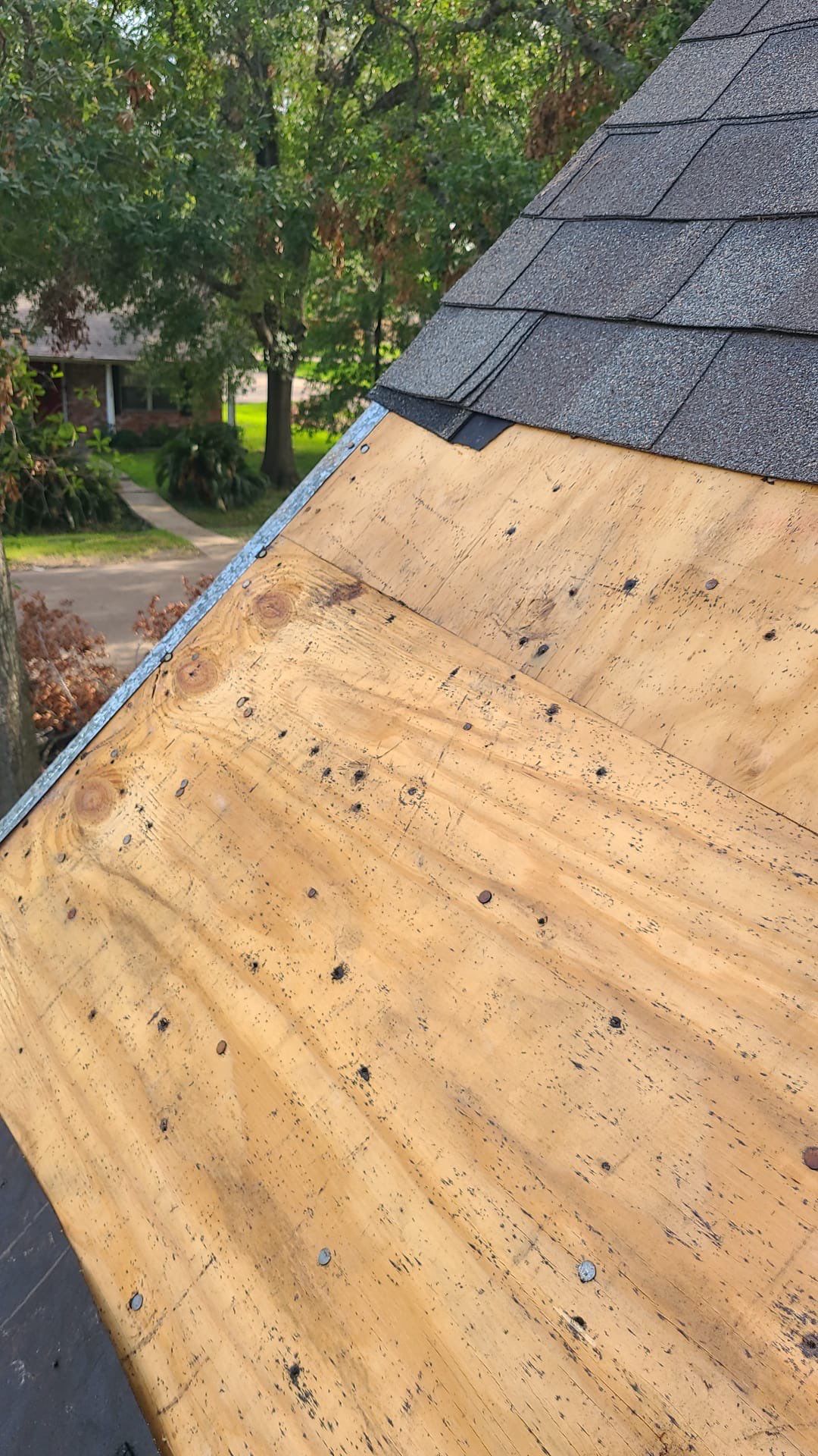 Residential Roofing Repair using Owen's Corning Duration (Lifetime) Shingles by Roof Repair Company