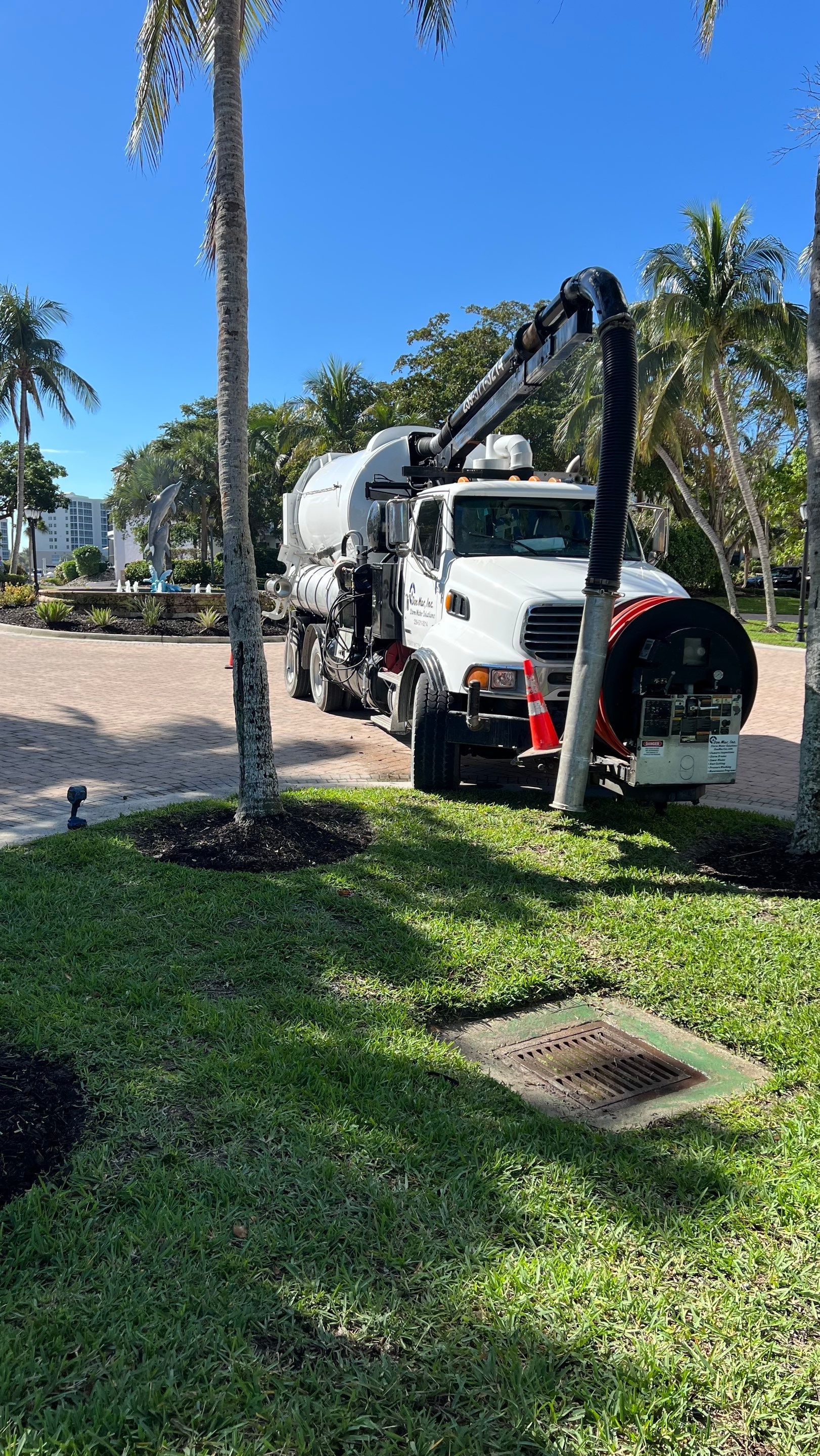 Condo Parking Garage Cleanup and Stormwater System Maintenance by APS Power & Water