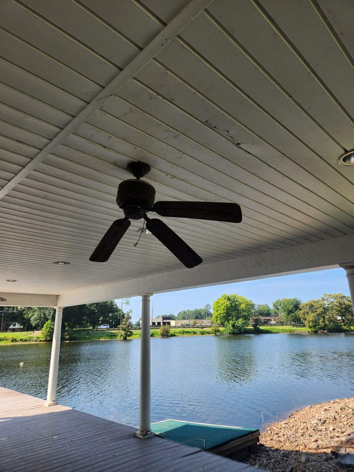 ULM SKI DOCK WASH by College Bros Outdoor services
