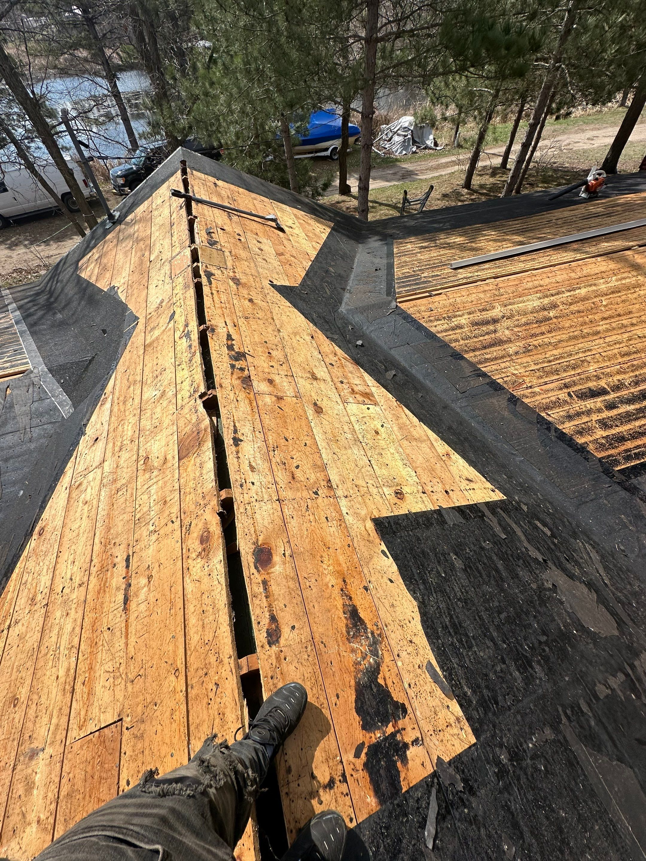 Project in Pequot Lakes by CoMitted 365 Roofing & Exteriors 