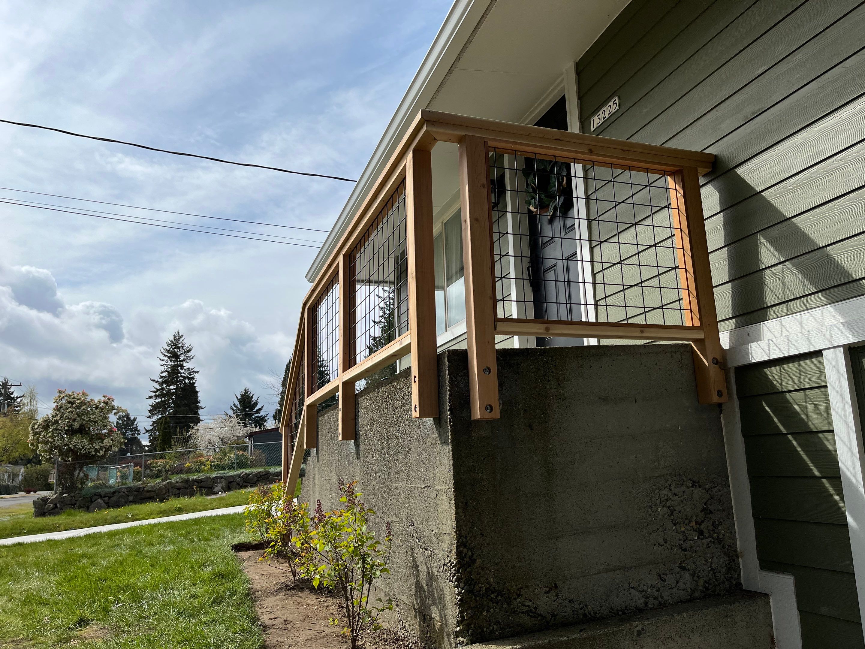 Burien Hogwire Railing  by Alki deck builders 