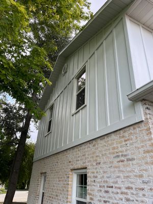 South Jordan | Crisp Board & Batten Accent | Arctic White