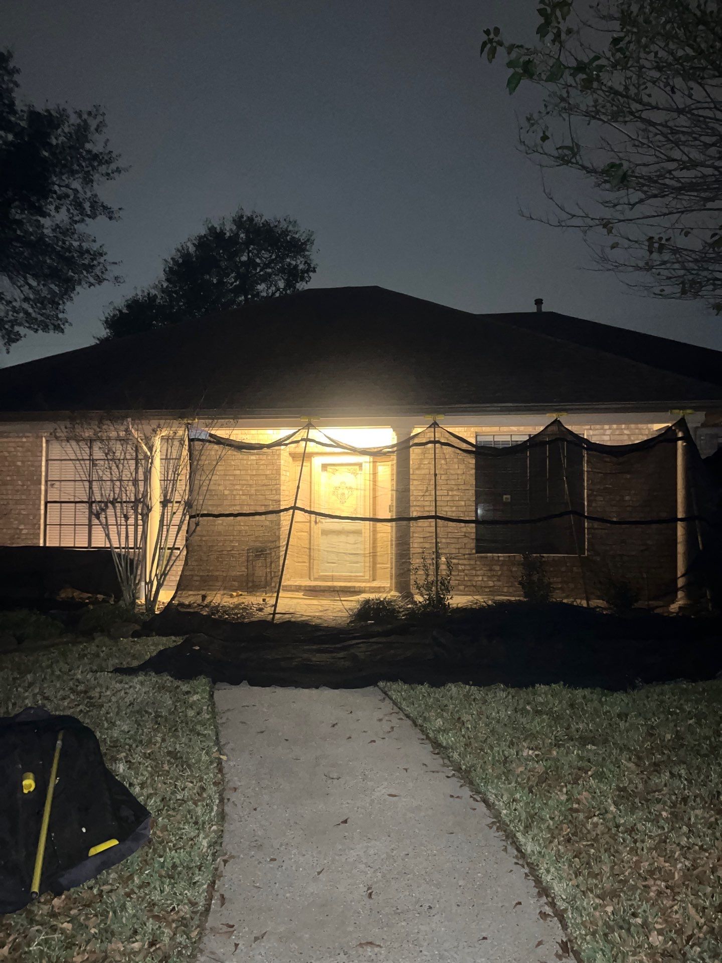 Residential Roofing Installation using Owens Corning Tru Def Duration by Berry Good Roofing 