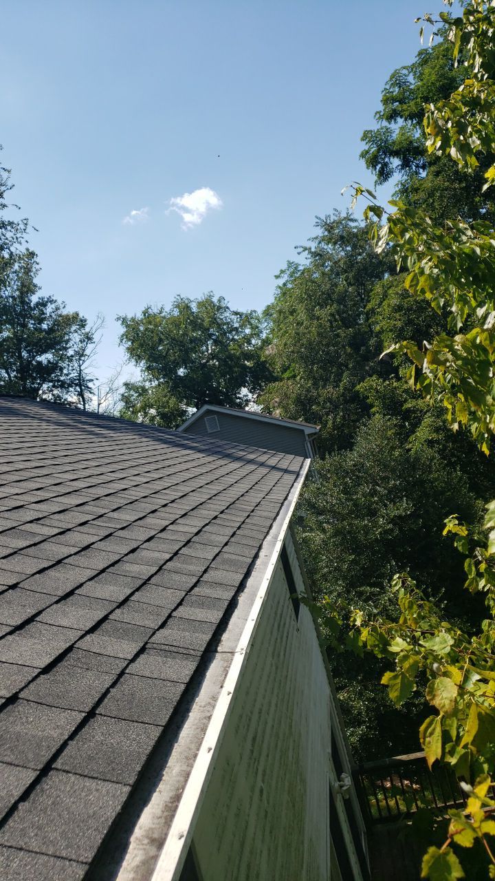 Marshall Roofing Project - Landmark Pro Max Def Pewterwood Designer Shingles by RM Banning, Inc.