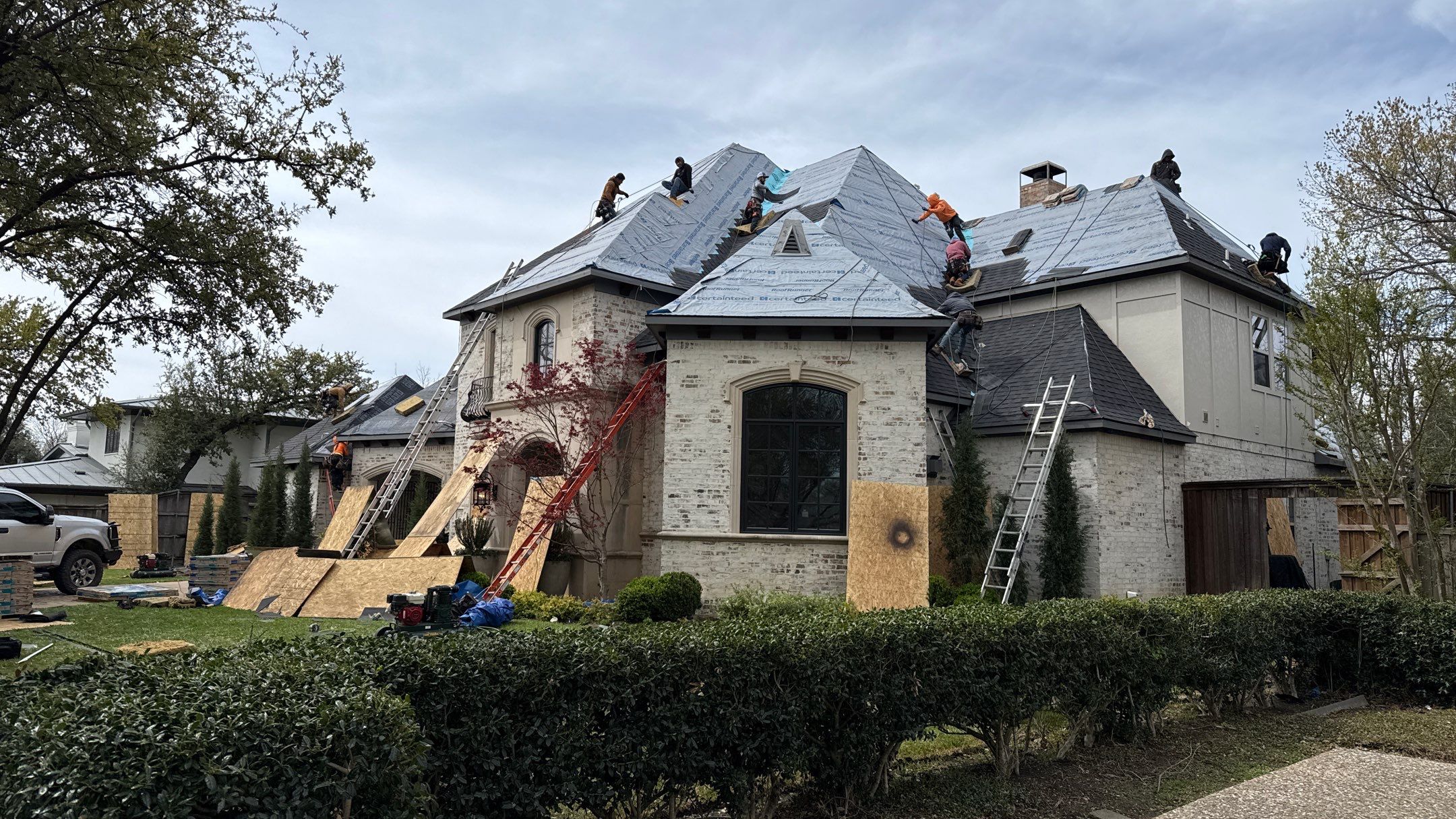 Project in Dallas by Armor Roofing | Exteriors