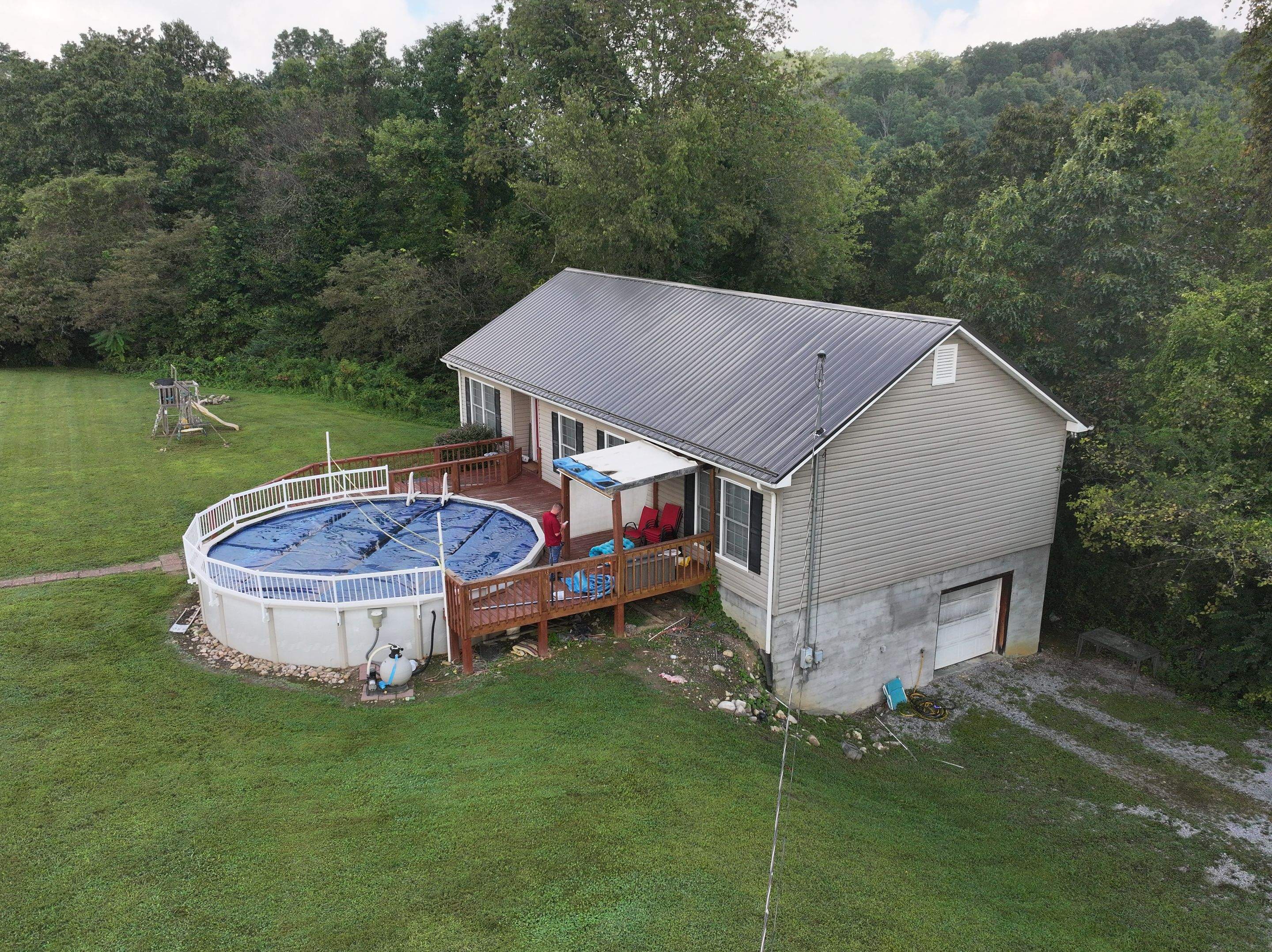 Collins Residence by Omnia Roofing