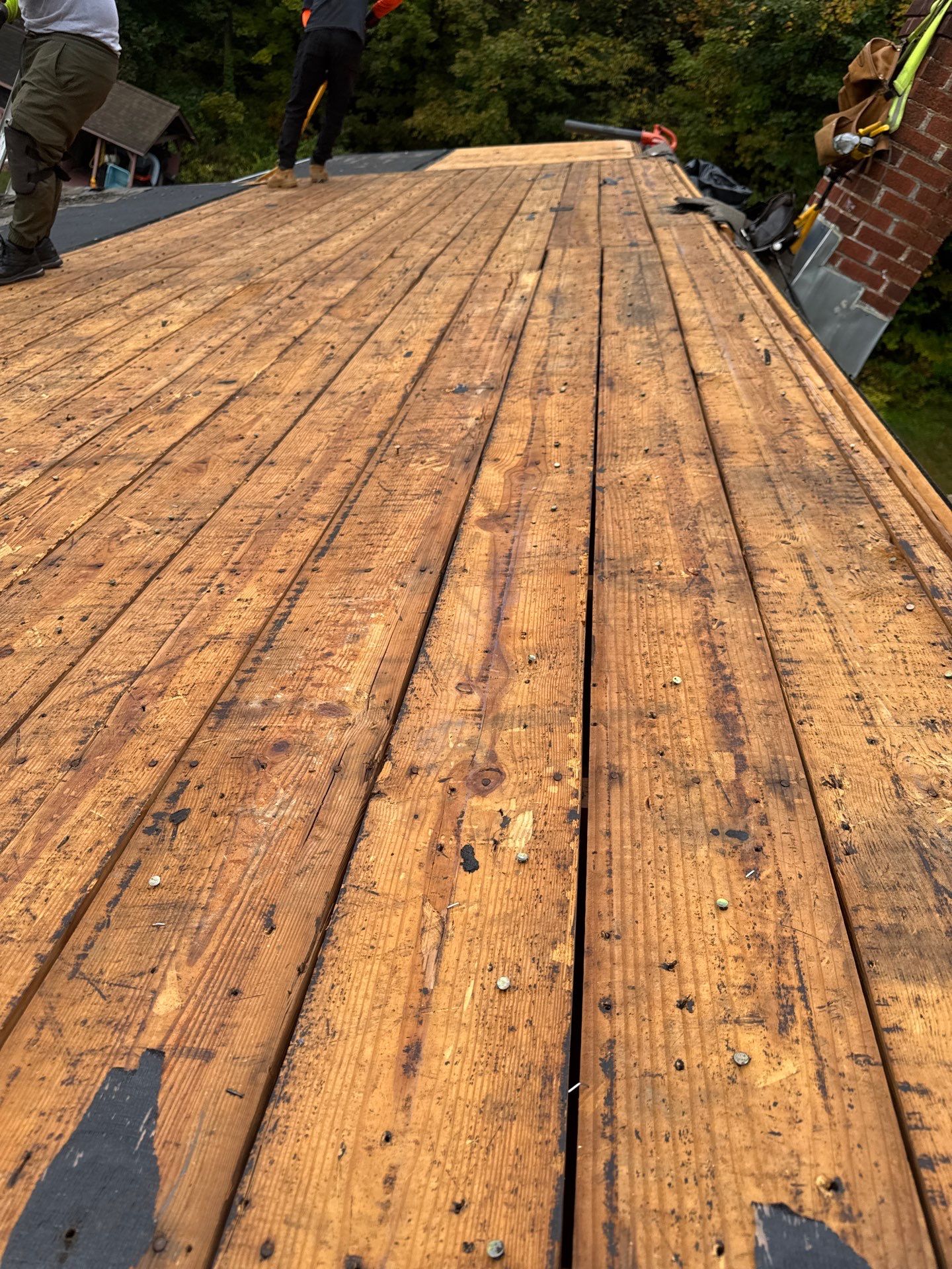 Weathered Wood Shingles by Reimagine Roofing