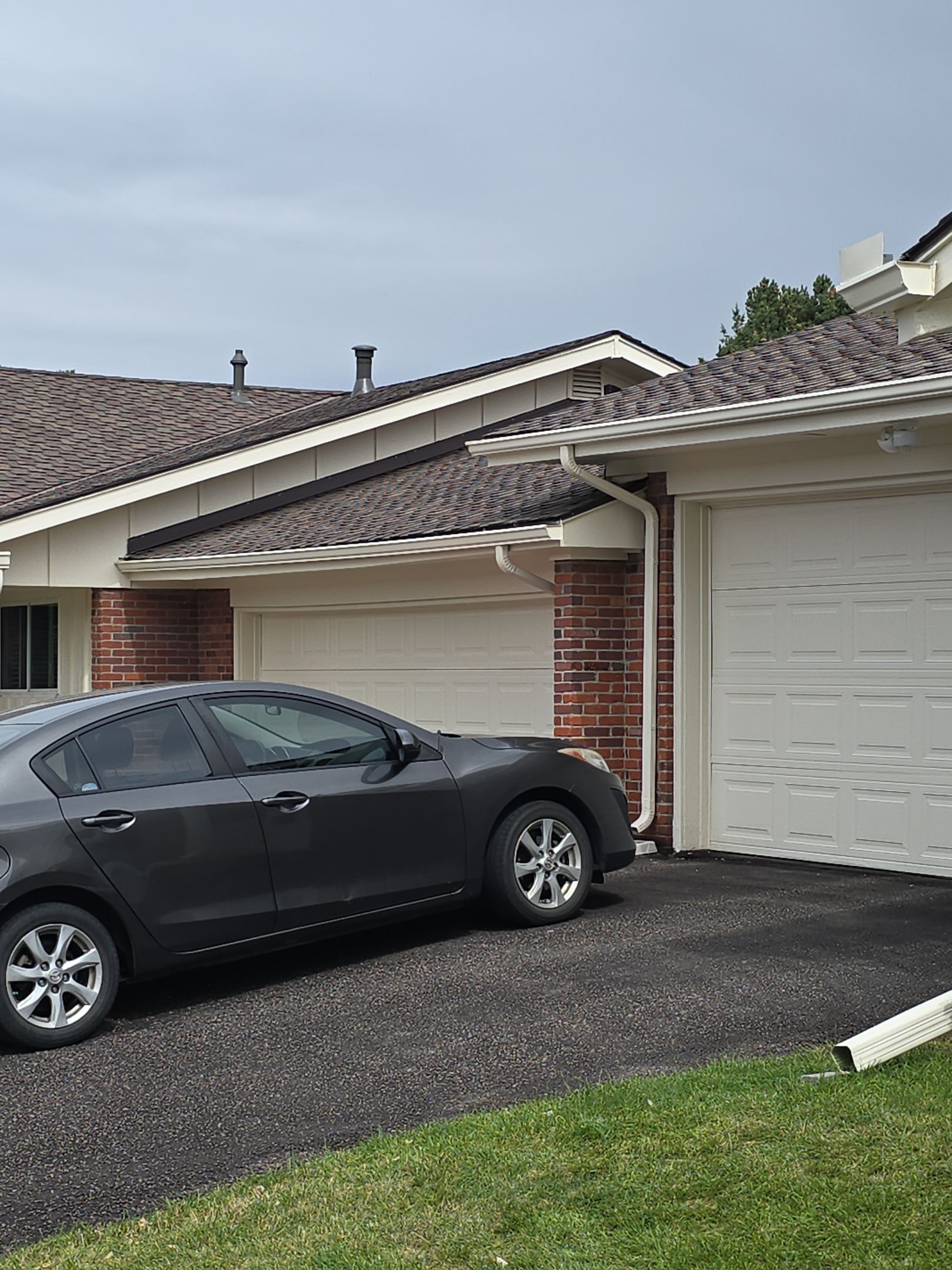 Restoring Beauty: Casa Blanca Makeover for This Duplex by J&M Painting LLC
