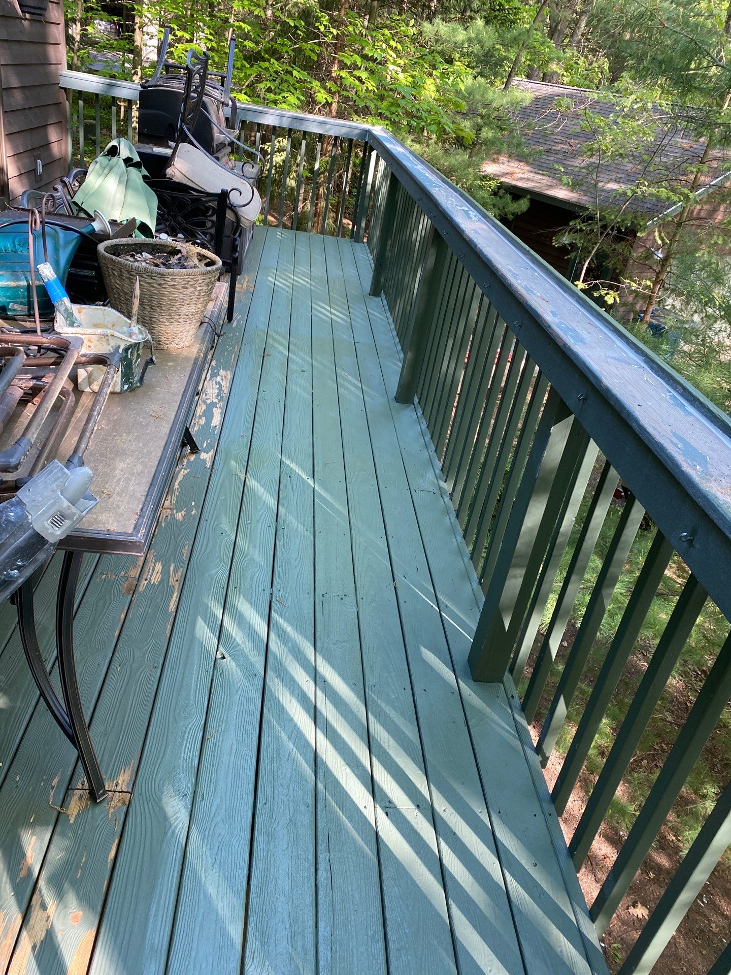 Stained deck and Pressure wash by Gordon Painting