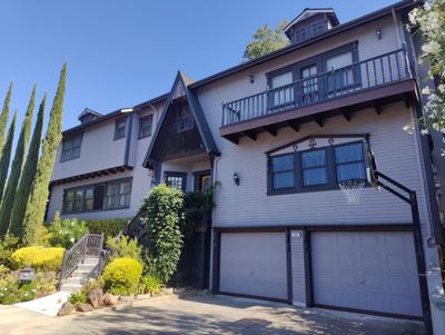 Andrews Dr, Martinez