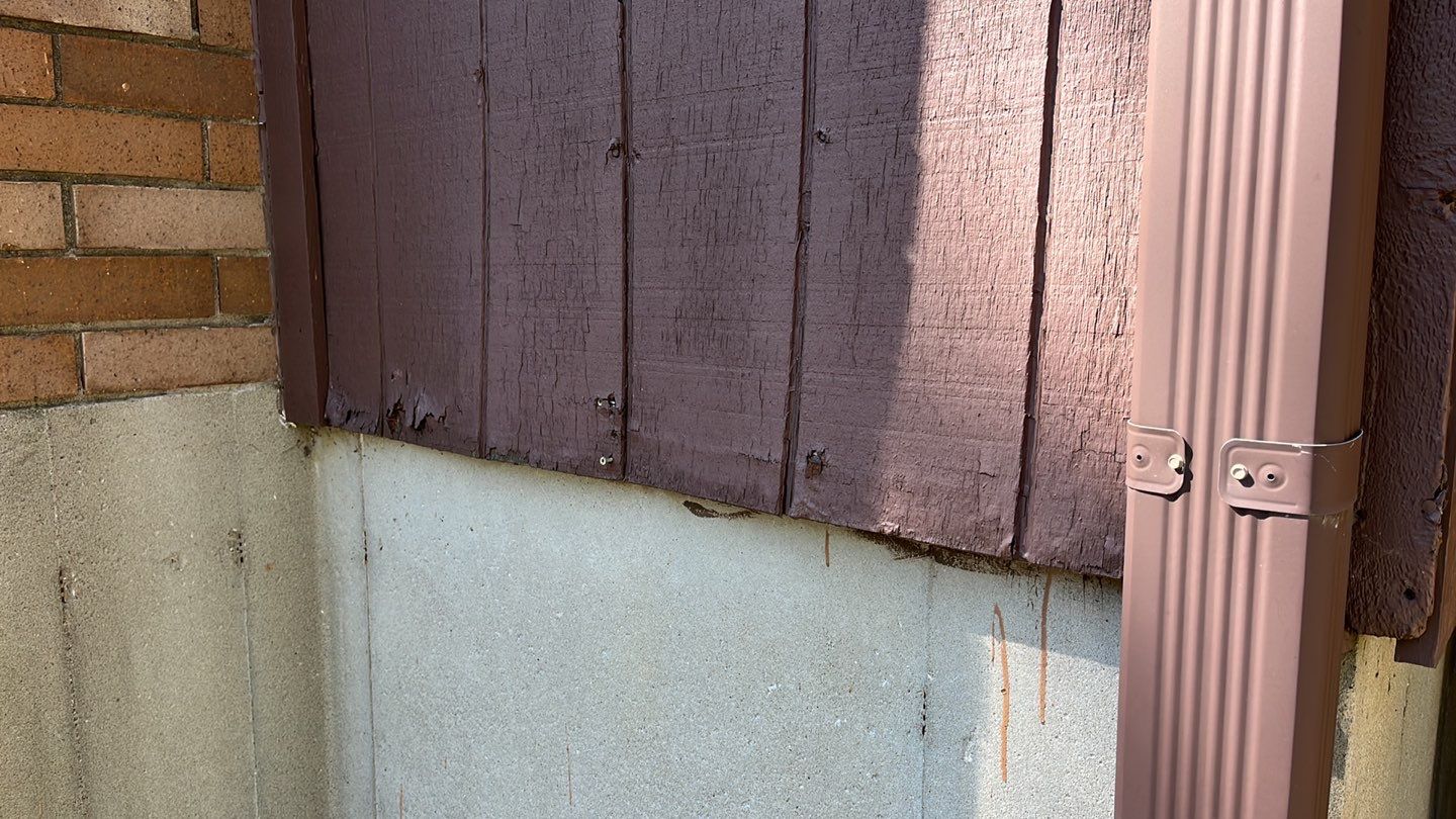 Siding Installation using Spruce Exterior Portfolio Vinyl Siding by EEC Windows, Siding & Roofing