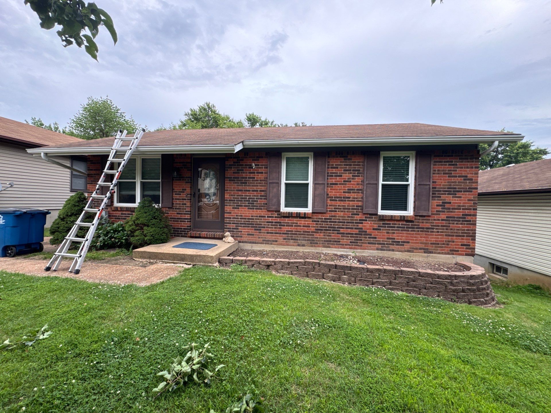 Project in St Louis - Peppercorn by Cloverfield Roofing & Construction