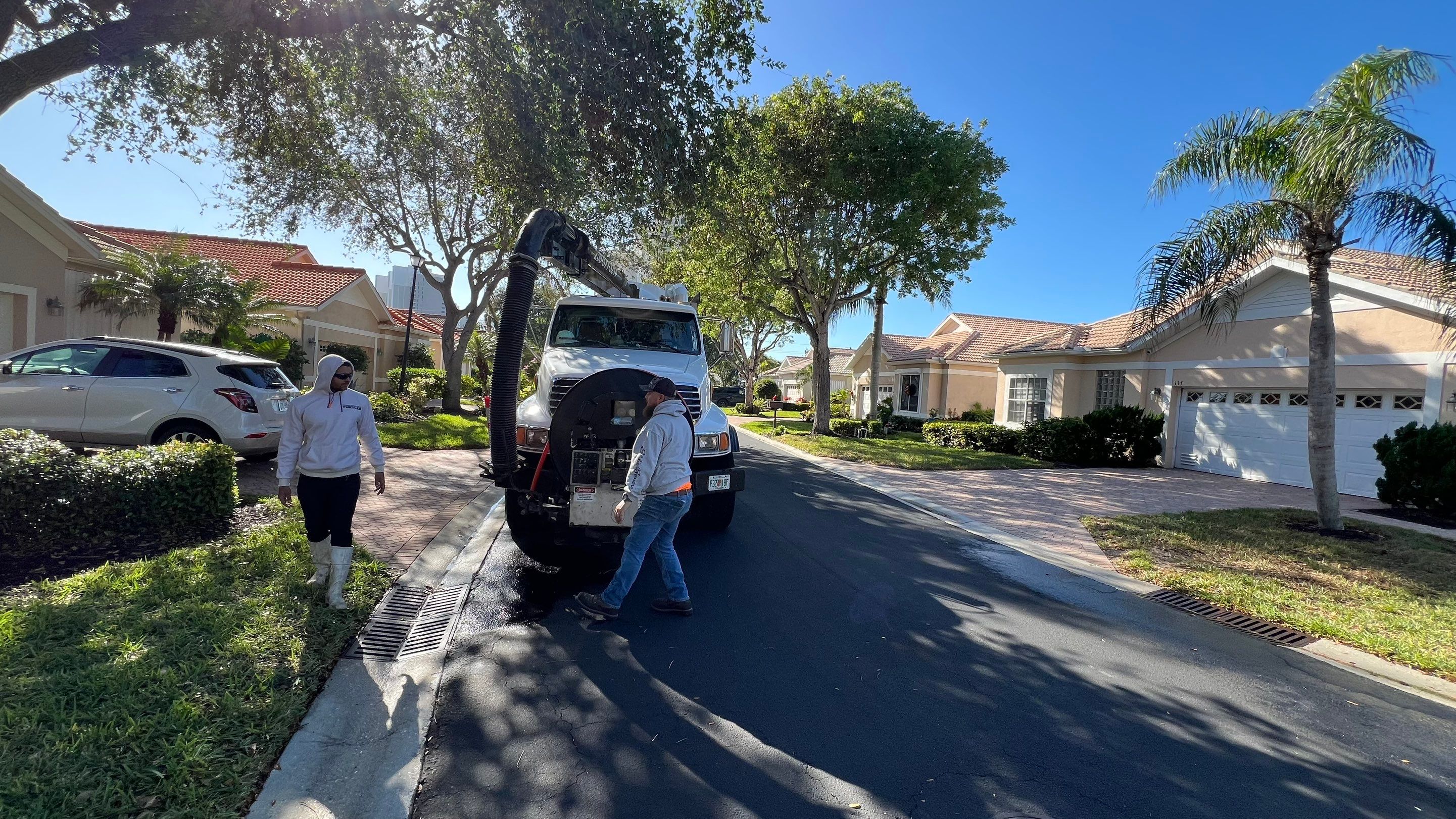 North Naples Neighborhood Catch Basin Cleaning by APS Power & Water