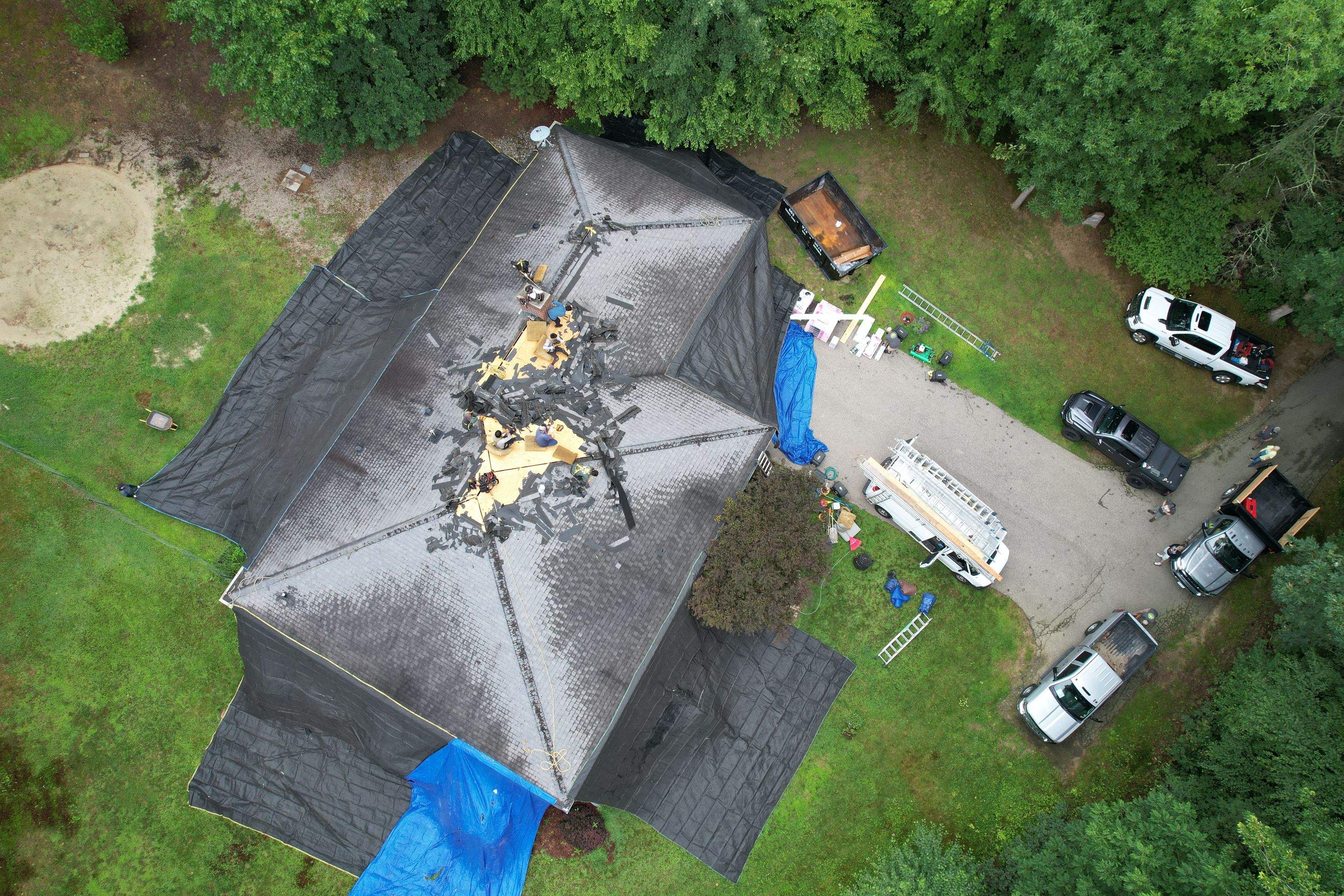 Roofing in Beautiful Lee New Hampshire by Tall pine roofing