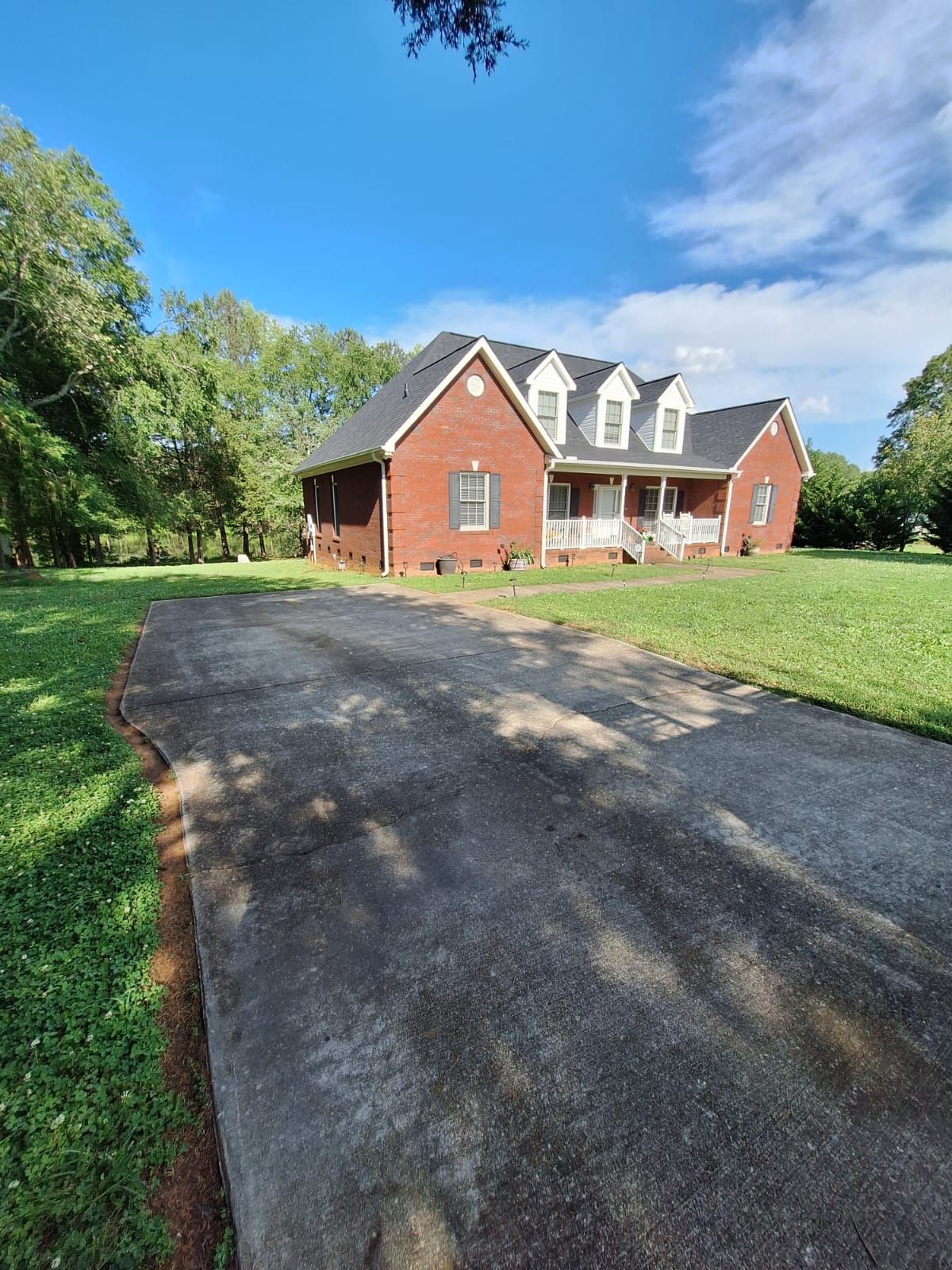 Residential Roofing Installation using Owens Corning® Oakridge Onyx Black by Indigo State Roofing