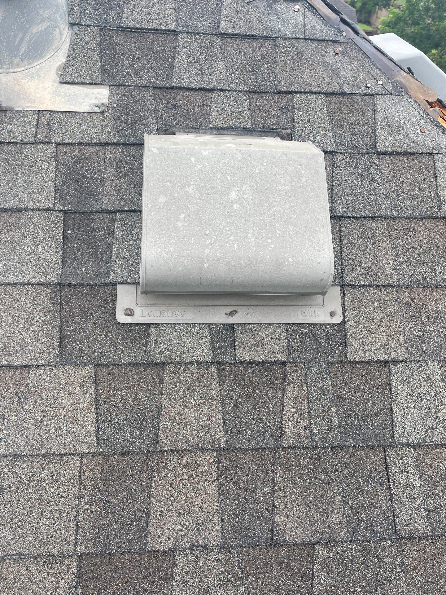 Hail Damage using Owen's Corning Duration (Lifetime) Shingles by Roof Repair Company