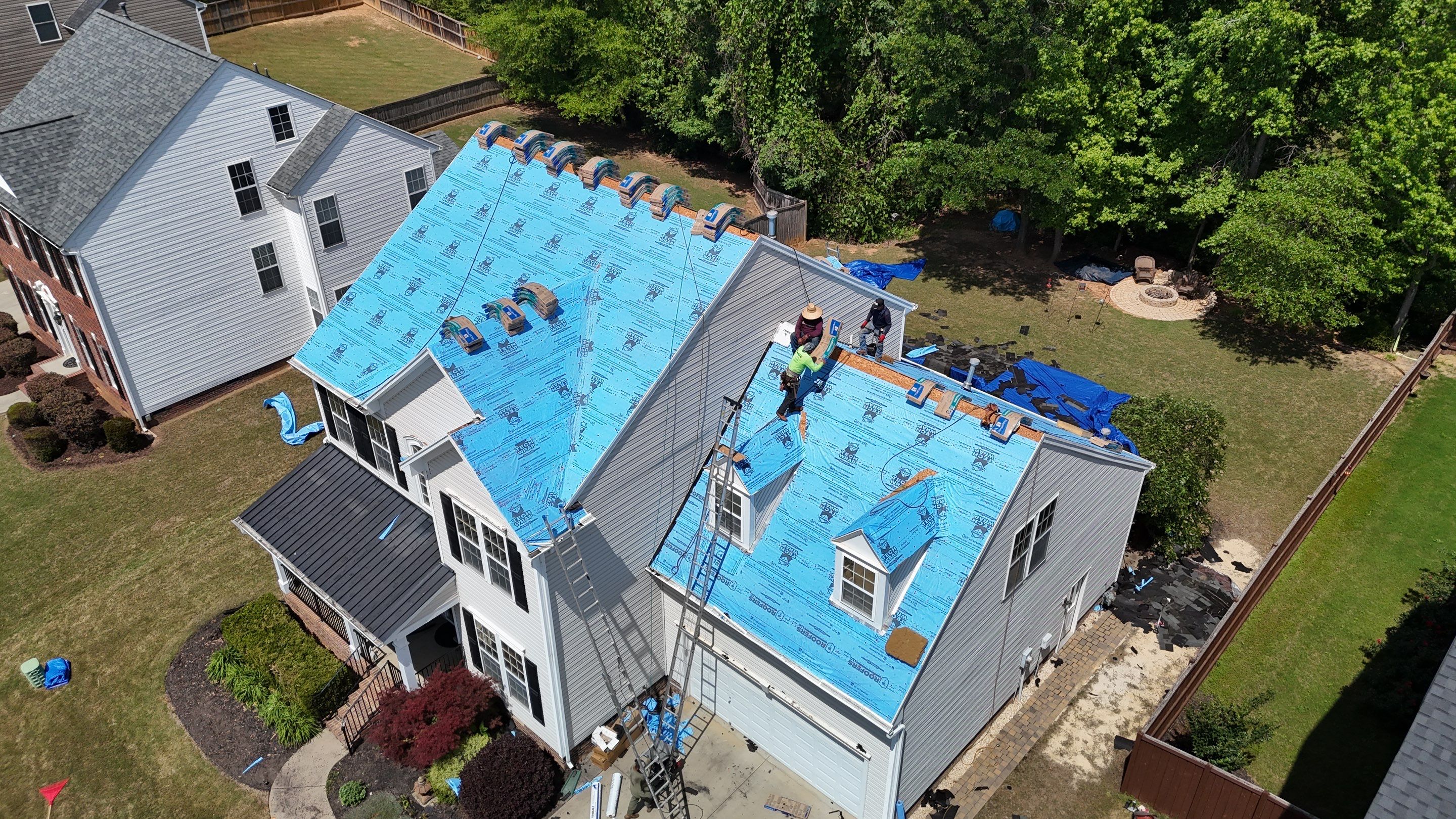 Full Asphalt Shingle Roof Replacement in Simpsonville, South Carolina by Roofers LLC