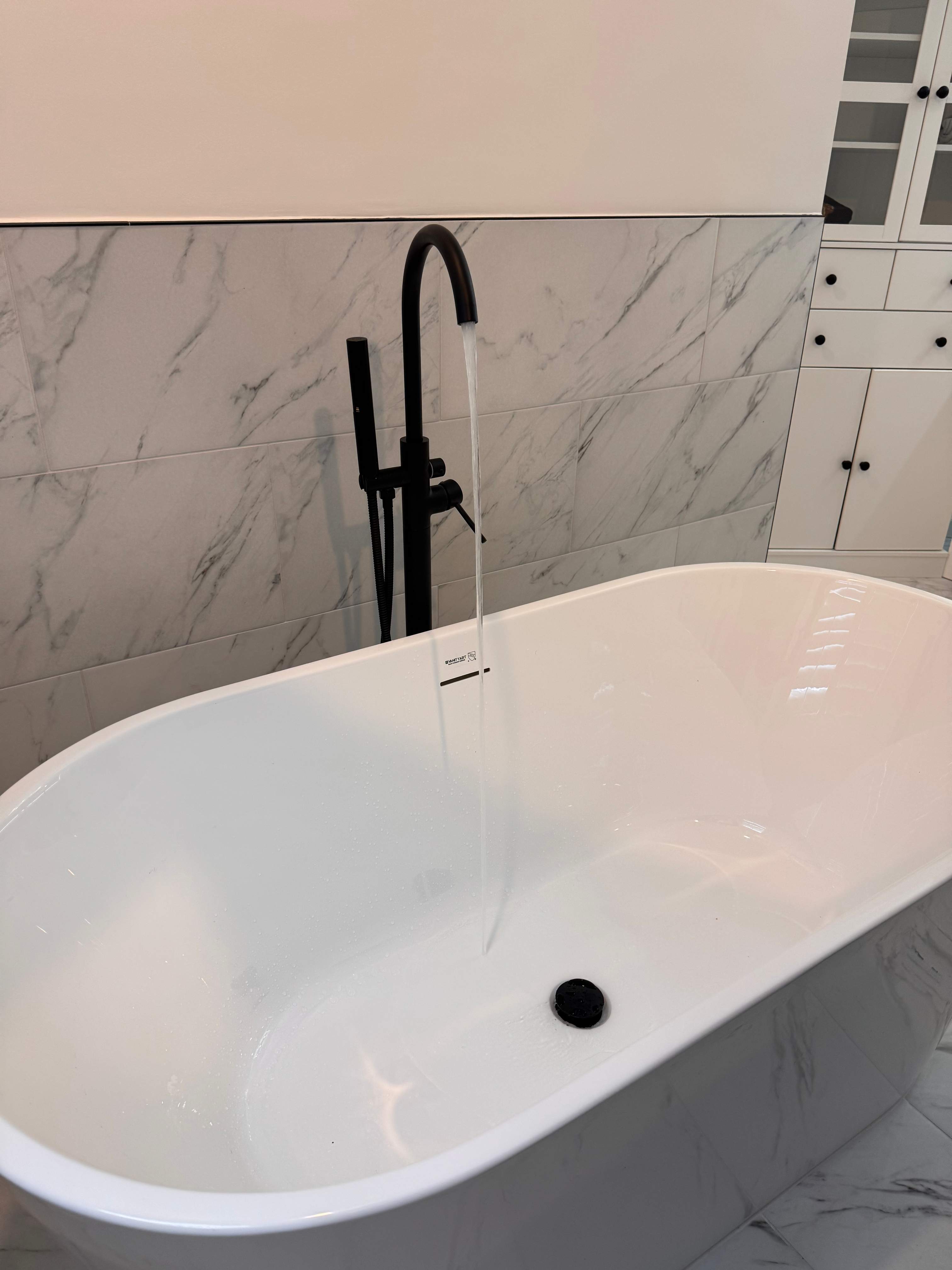 Master bathroom renovation by Prudencio