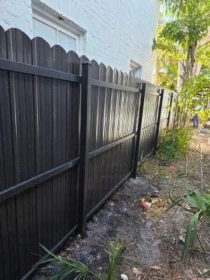 Metal Fence for Illusions Salon & Spa in Punta Gorda