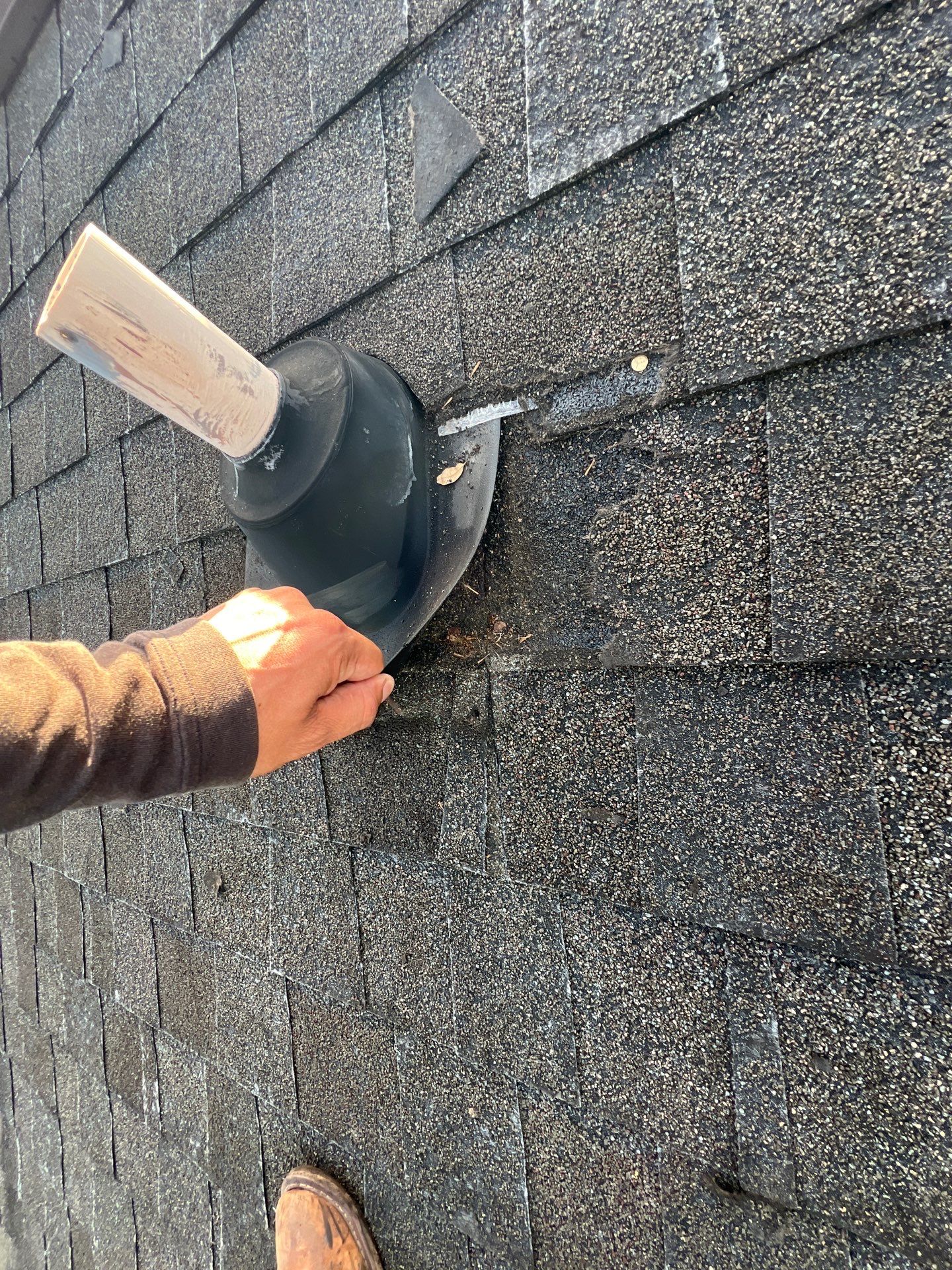 Hail Damage using Owen's Corning Duration (Lifetime) Shingles by Roof Repair Company
