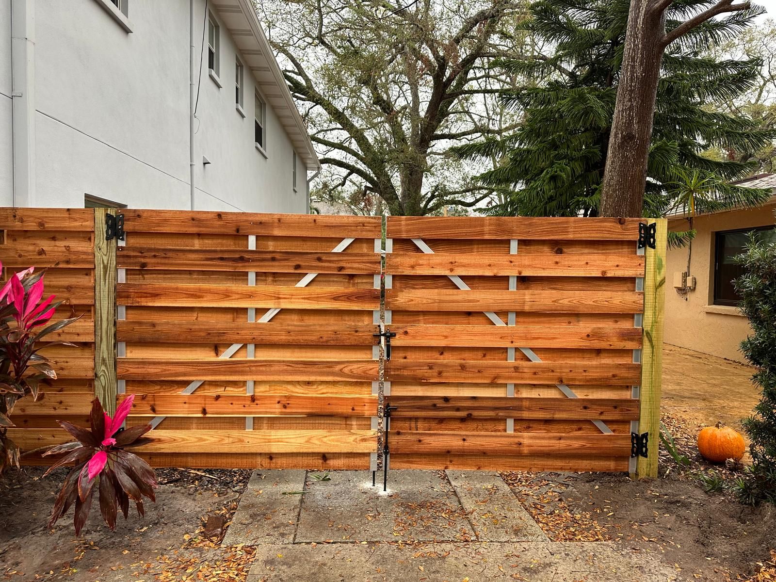 Tampa by H&Y Fence