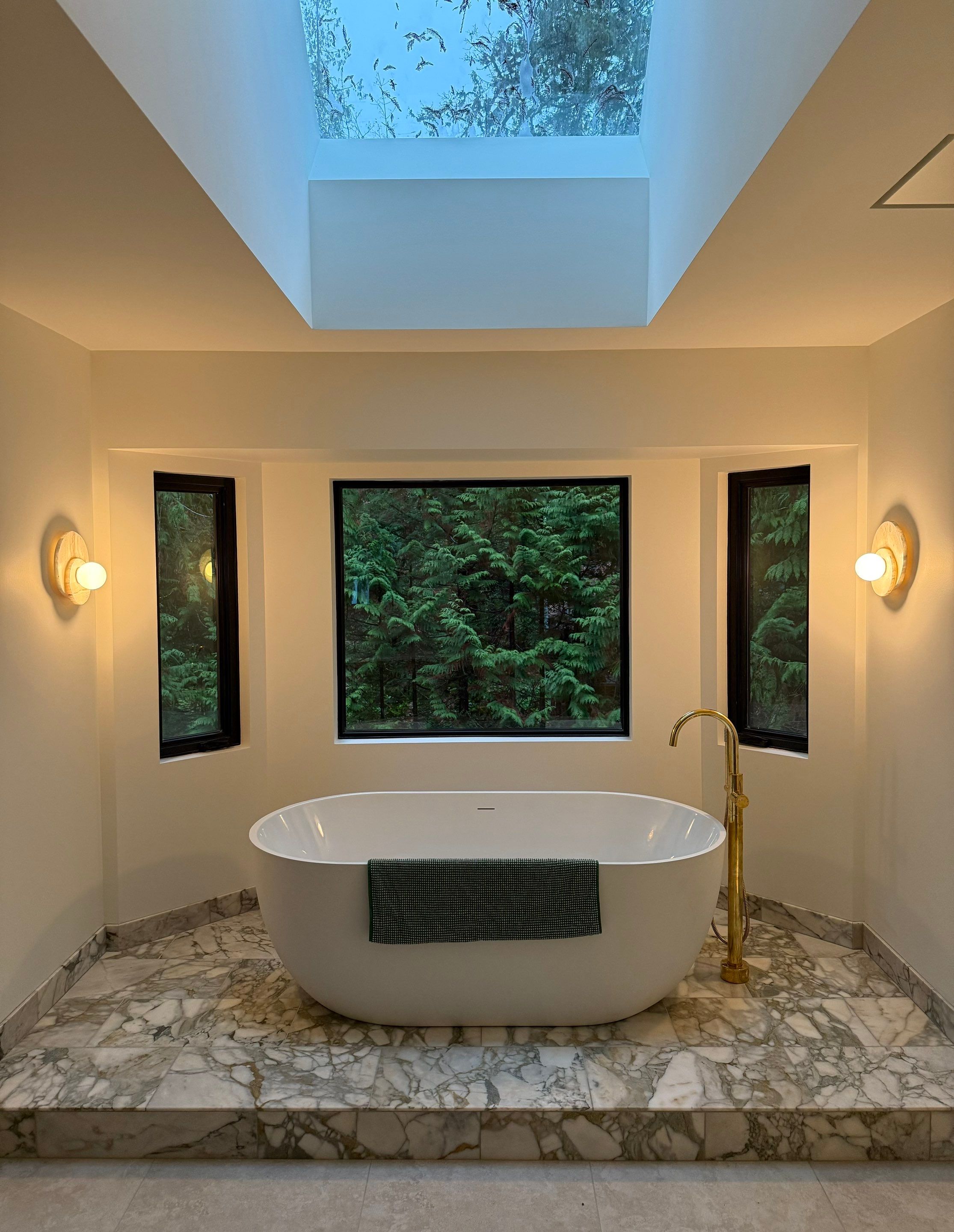 Sproat Lake Renovation by Camelot Homes