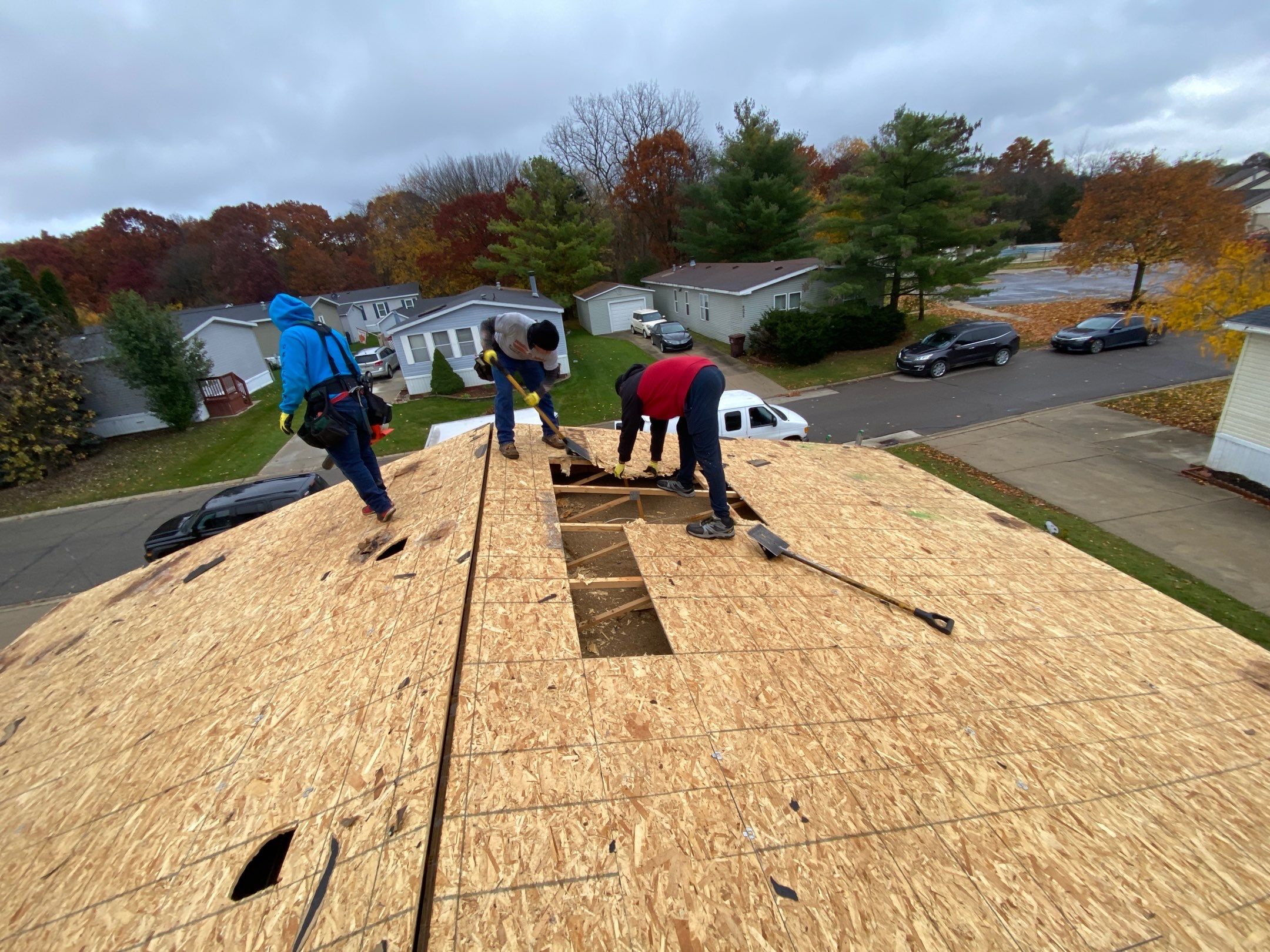 Roof Replacement using CertainTeed Landmark by 180 Contractors