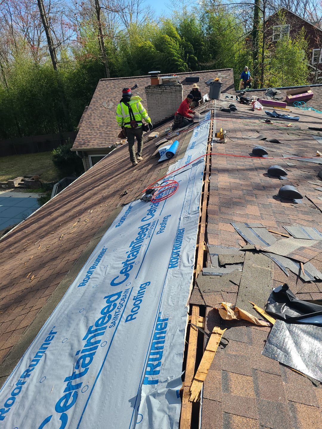 Fairfax: Residential Roof Replacement with CertainTeed Landmark Pro in Max Def Burnt Sienna by RM Banning, Inc.