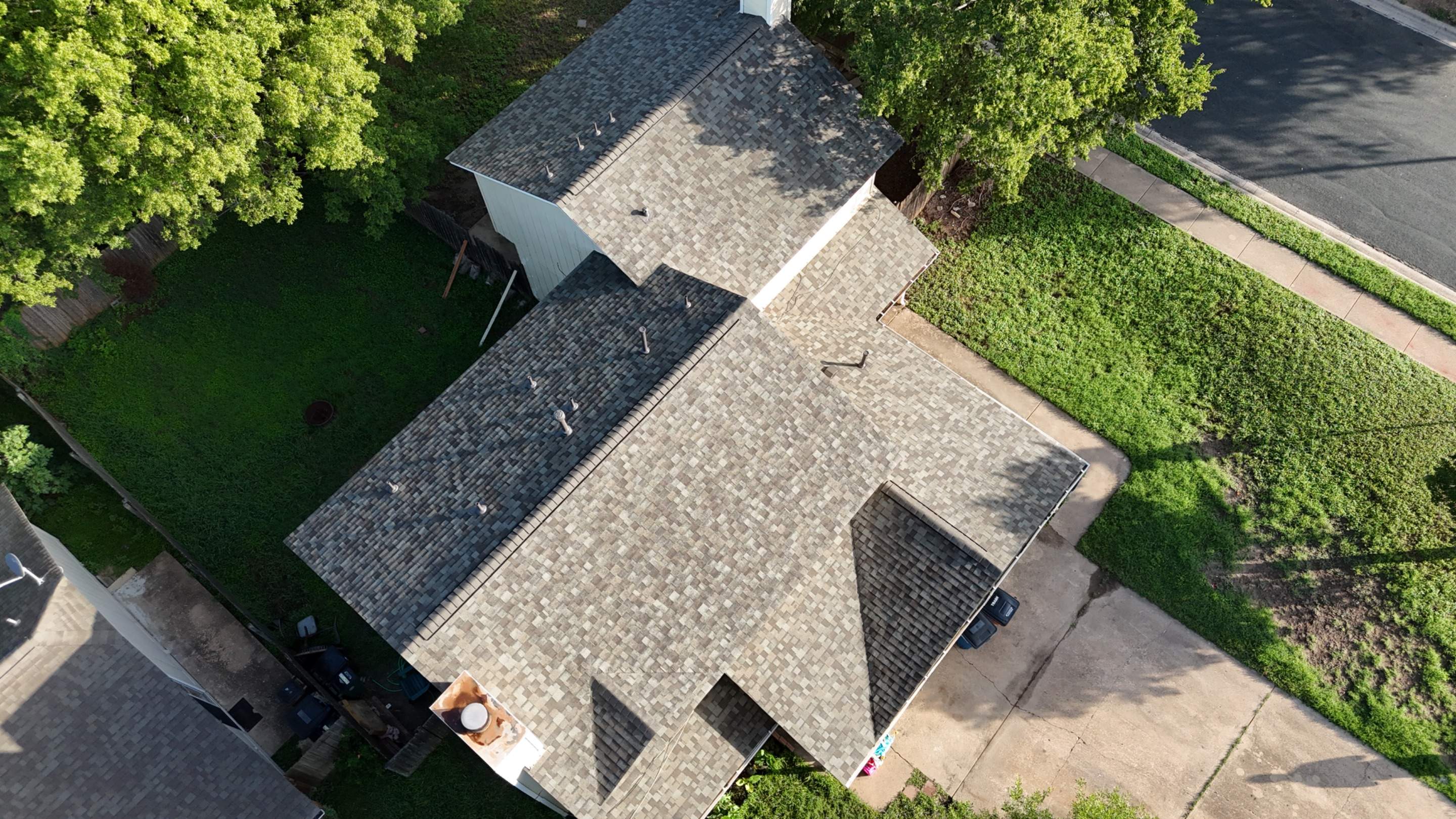 Driftwood - Owens Corning TruDefinition Duration by RoofsOnly.com
