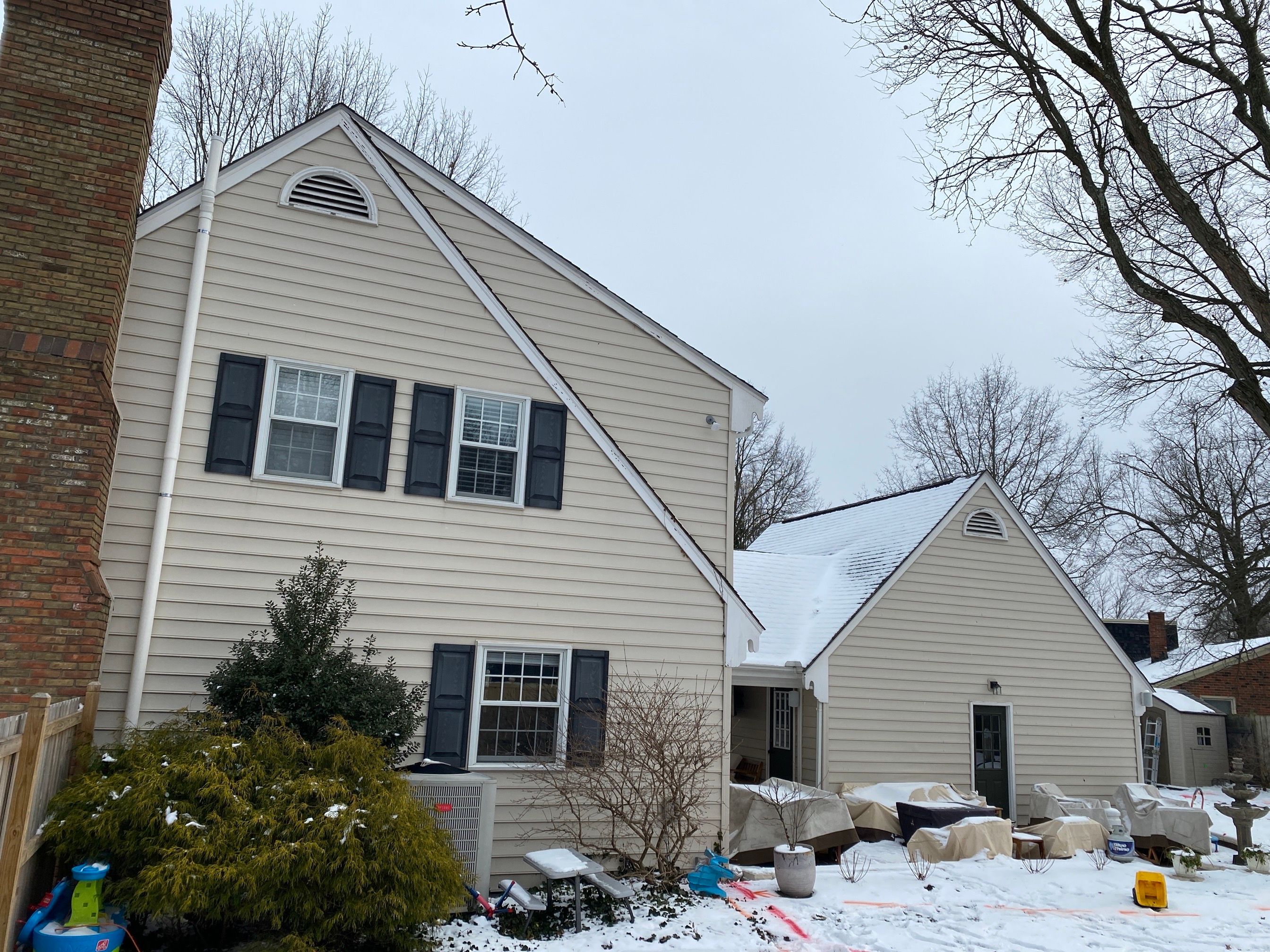 Residential Roofing Installation using James Hardie Fiber Cement Lap Siding and Certainteed Landmark Pro Shingles by Best Exteriors Inc