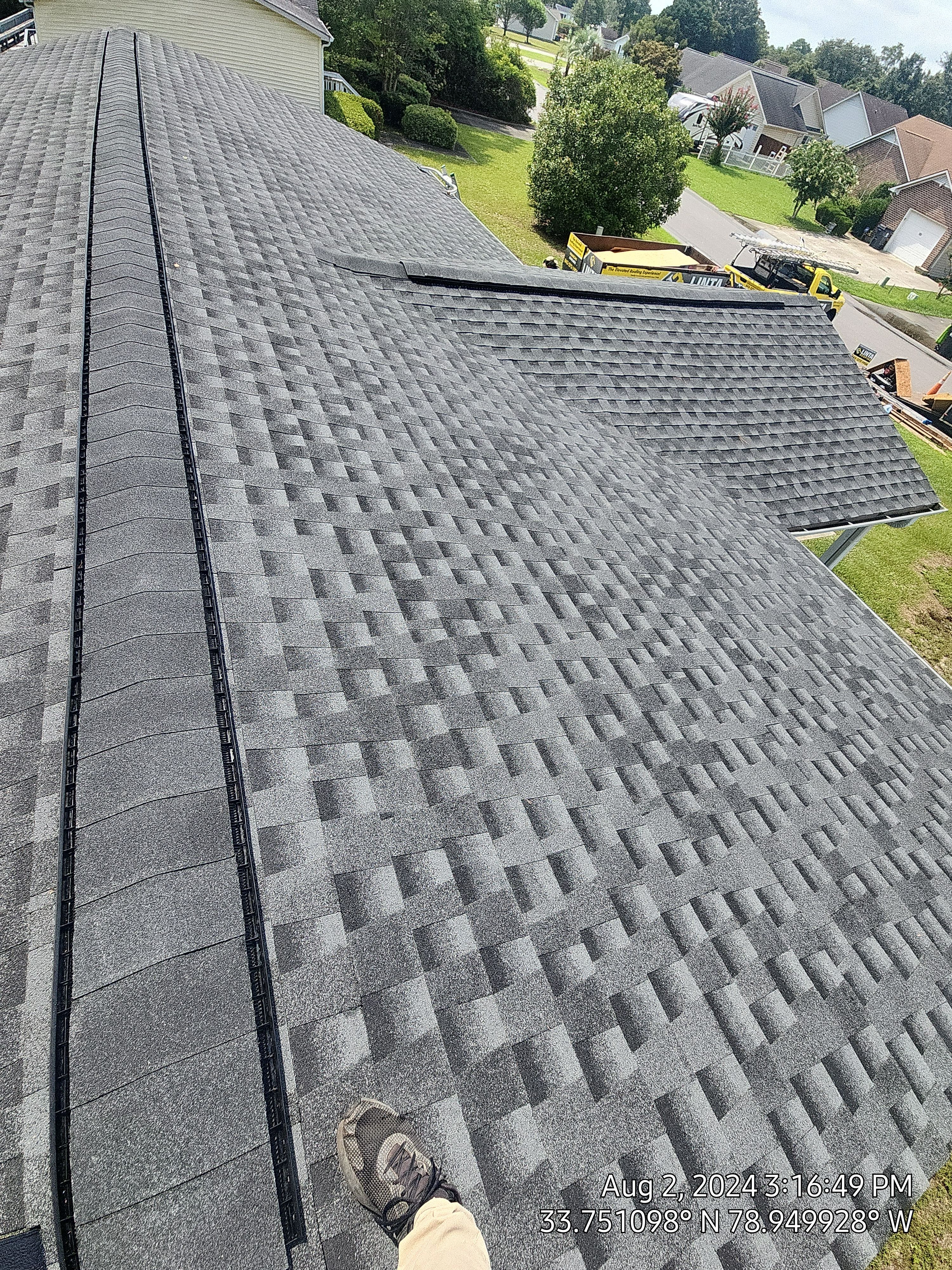 GAF HDZ - Charcoal by Linta Roofing