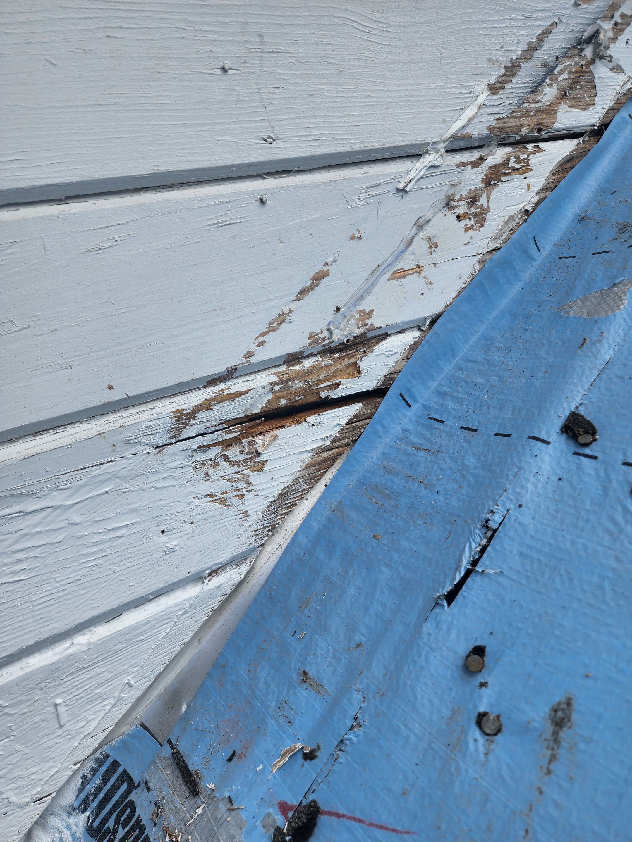 Residential Roofing Installation using Malarkey Architectural Highlander NEX by Hostetler Roofing
