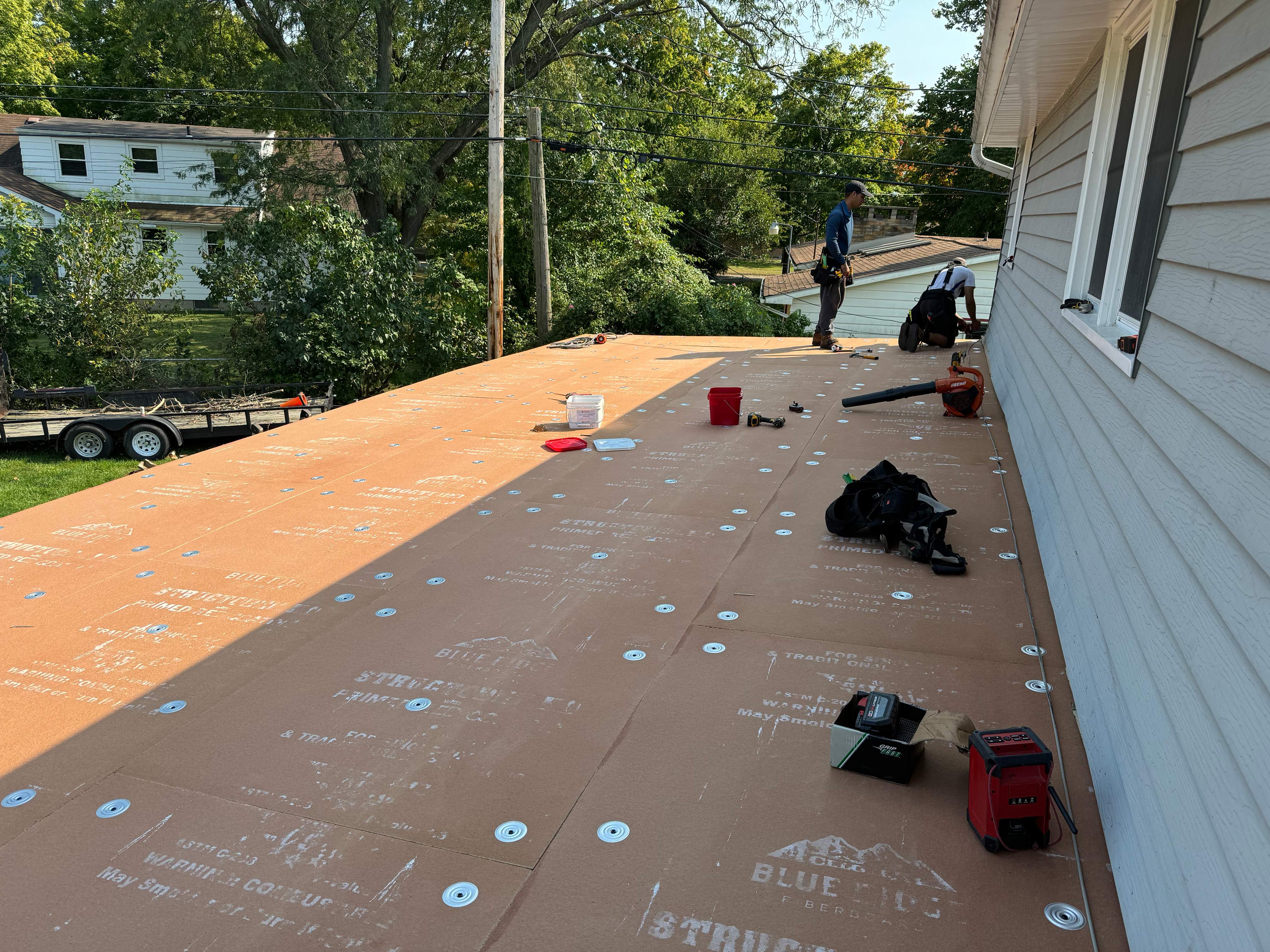 Residential Flat Roof using EPDM by GRACCO