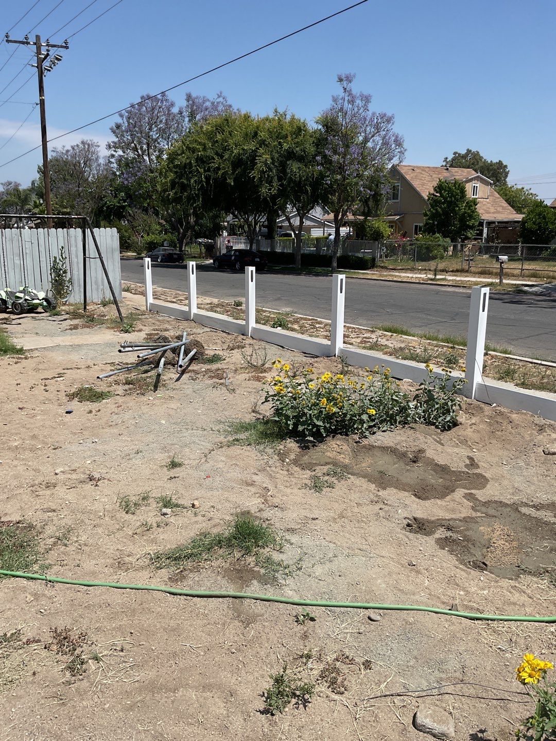 Fence installation using 6ft and 4ft vinyl  by Fence Guys Inc. 